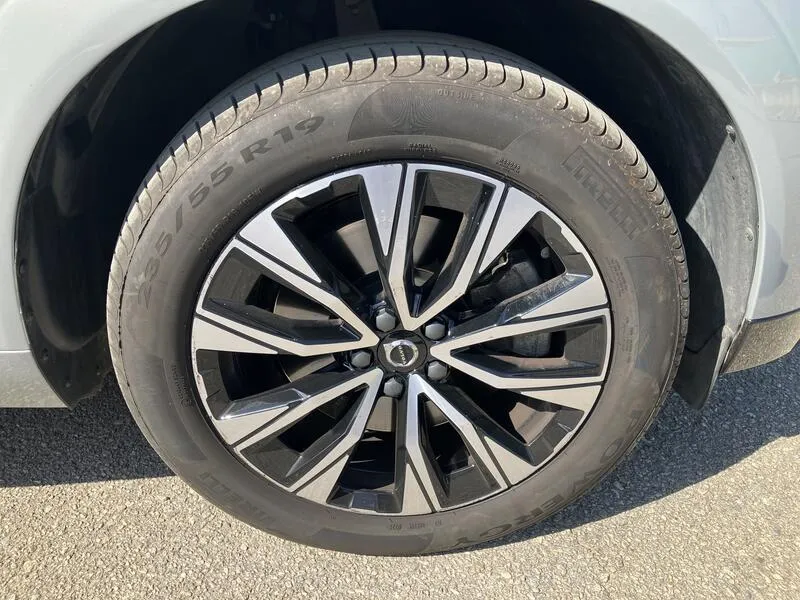 Volvo XC60 2.0 B4 D AWD Plus Dark - foto 40
