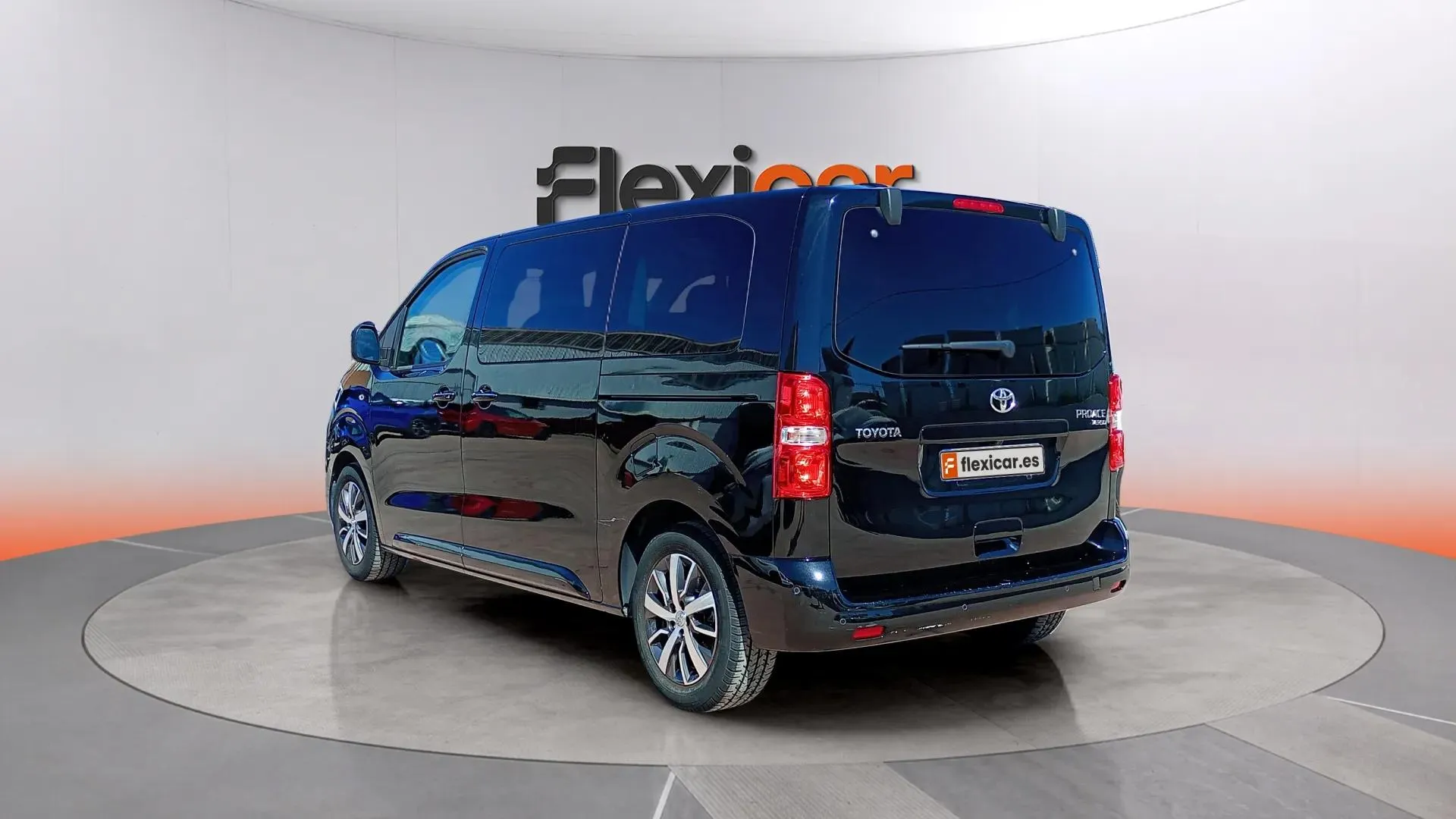 Toyota Proace Verso 1.5D Family Advance L1 - foto 8