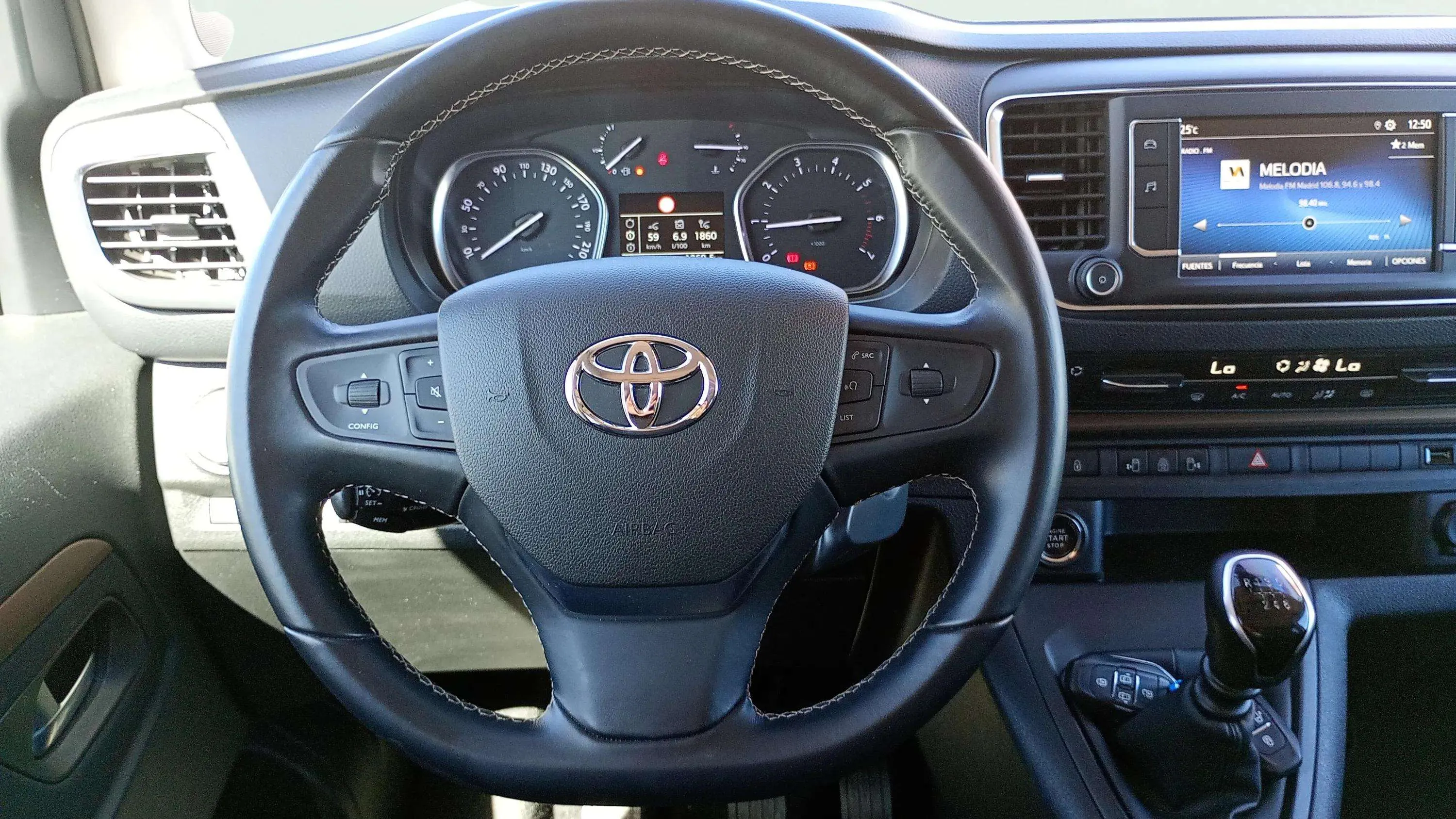 Toyota Proace Verso 1.5D Family Advance L1 - foto 11