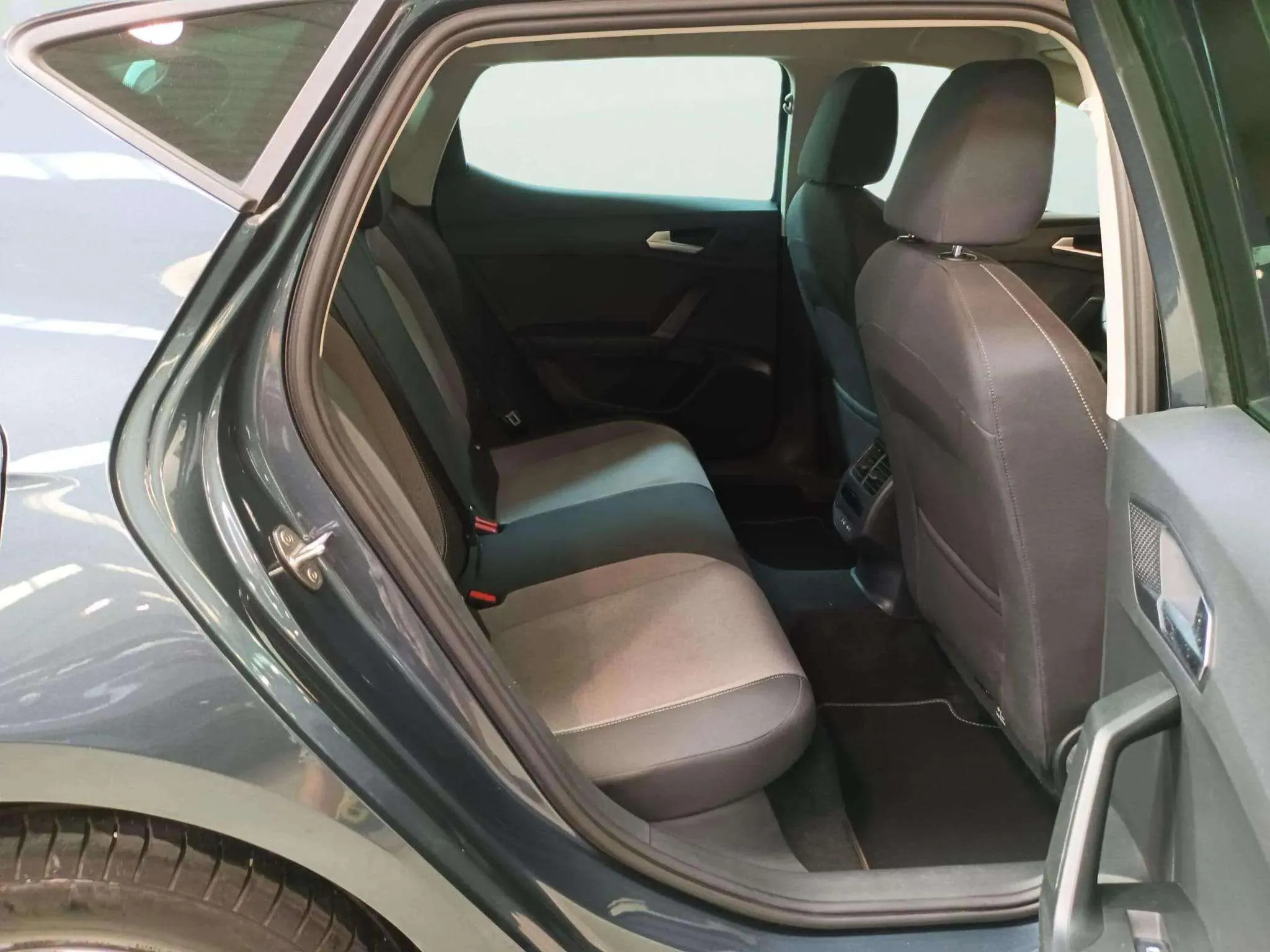 SEAT León 1.5 TSI FR 75 Aniversario - foto 16