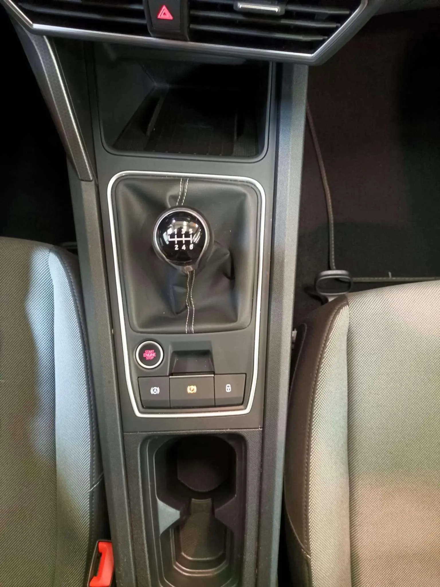 SEAT León 1.5 TSI FR 75 Aniversario - foto 14