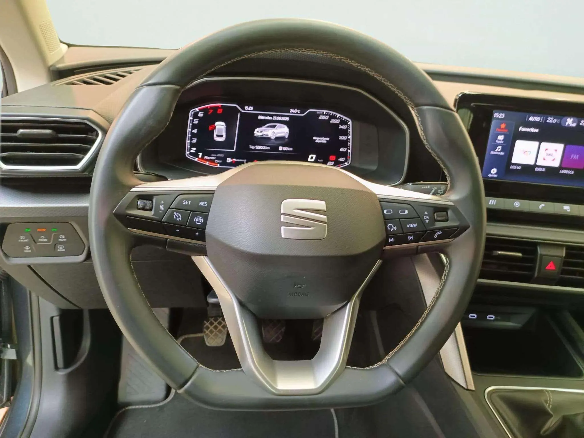 SEAT León 1.5 TSI FR 75 Aniversario - foto 10