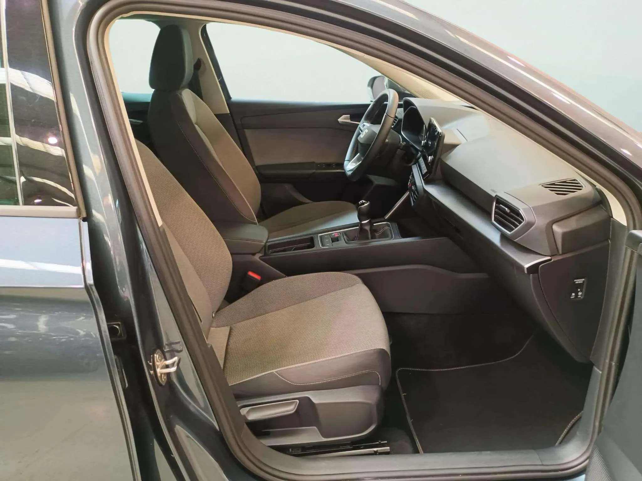 SEAT León 1.5 TSI FR 75 Aniversario - foto 15