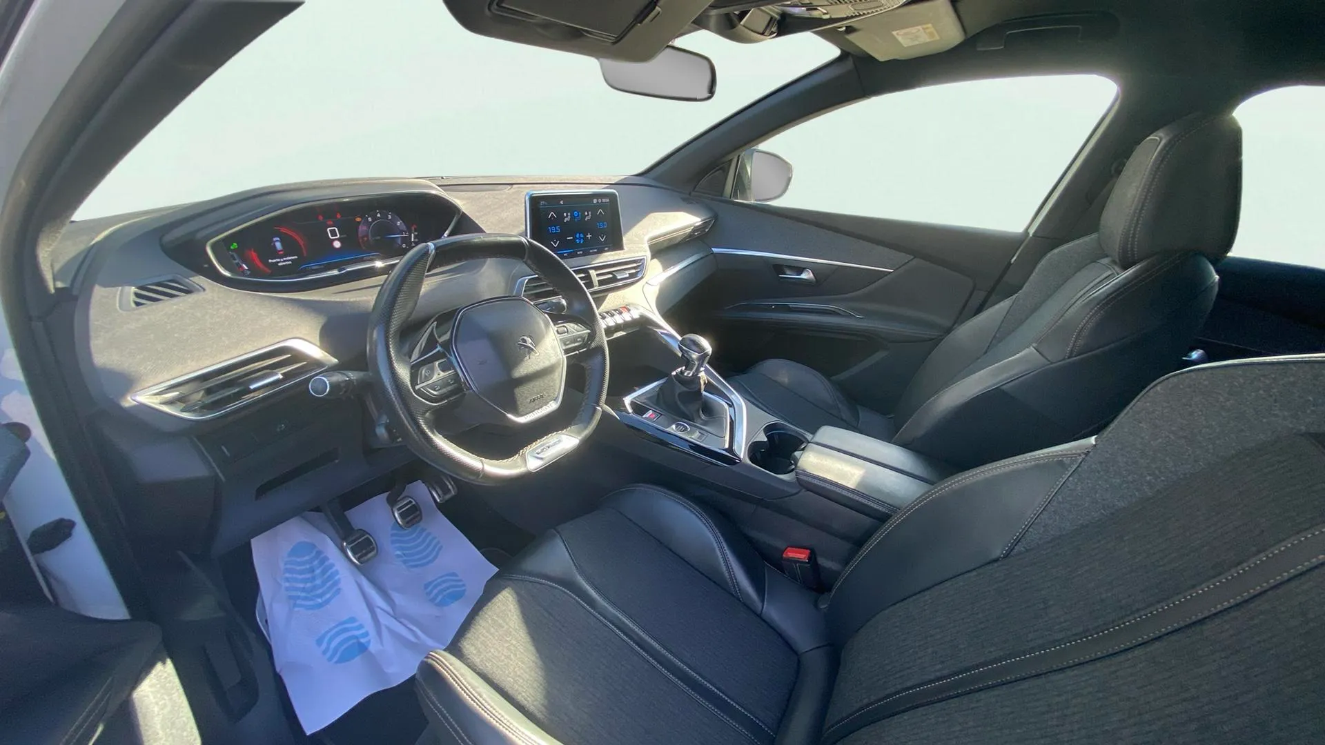 Peugeot 3008 1.2 PureTech Active - foto 18