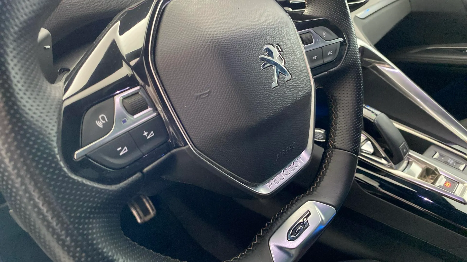 Peugeot 5008 1.5 BlueHDi GT EAT8 - foto 18