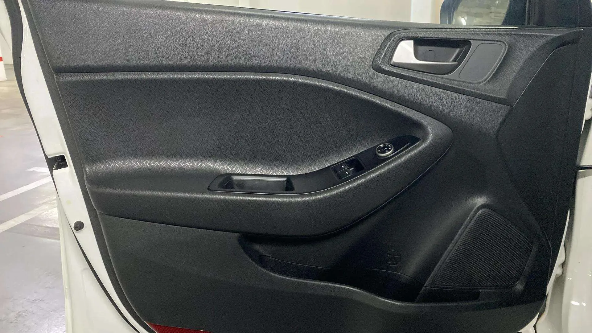 Hyundai i20 1.2 MPI Essence LE - foto 23