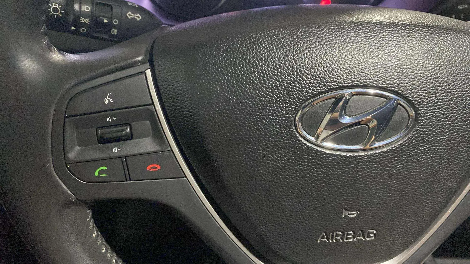 Hyundai i20 1.2 MPI Essence LE - foto 11