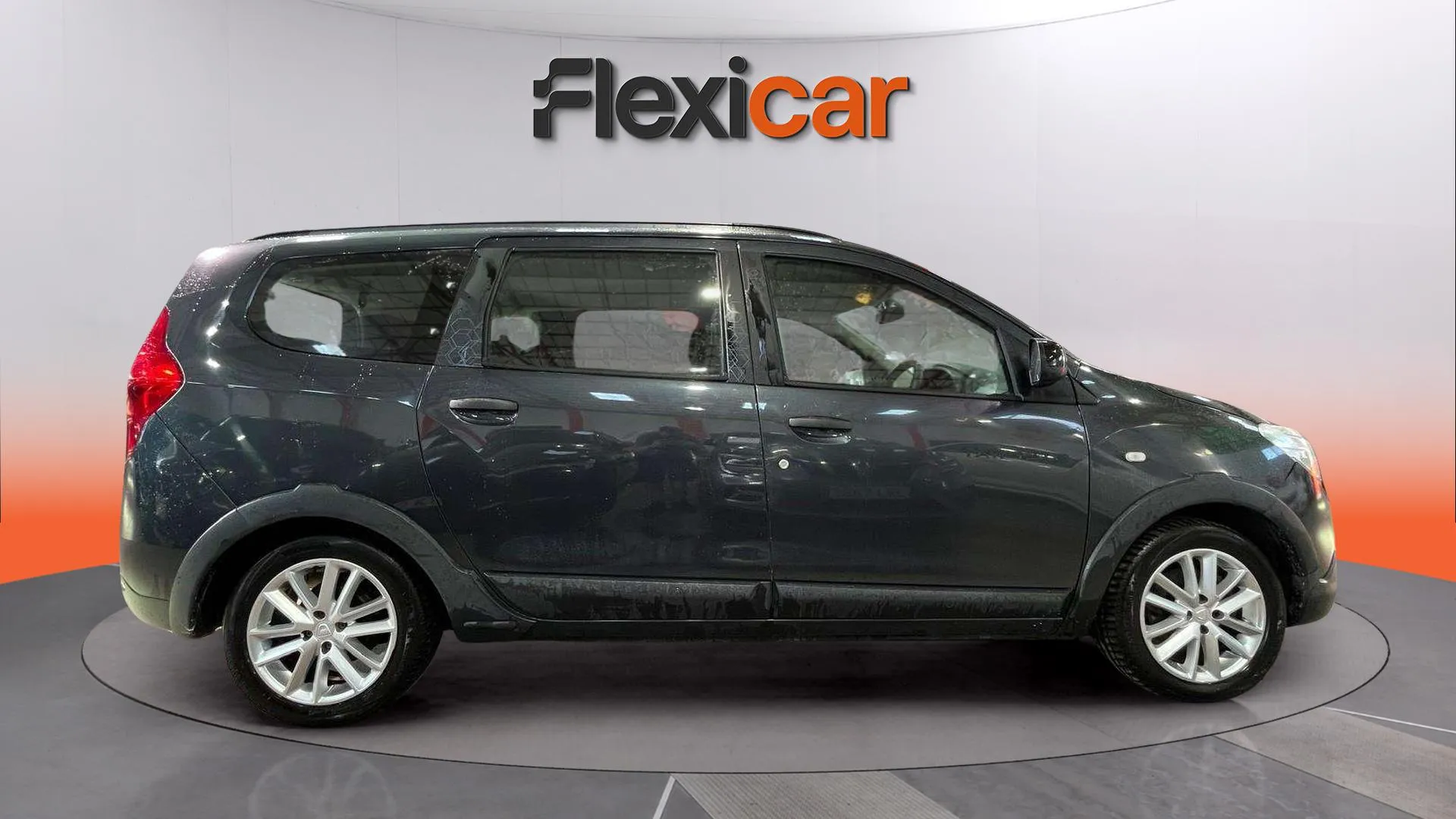 Dacia Lodgy SL Aniversario Blue dCi 7Pl - foto 8