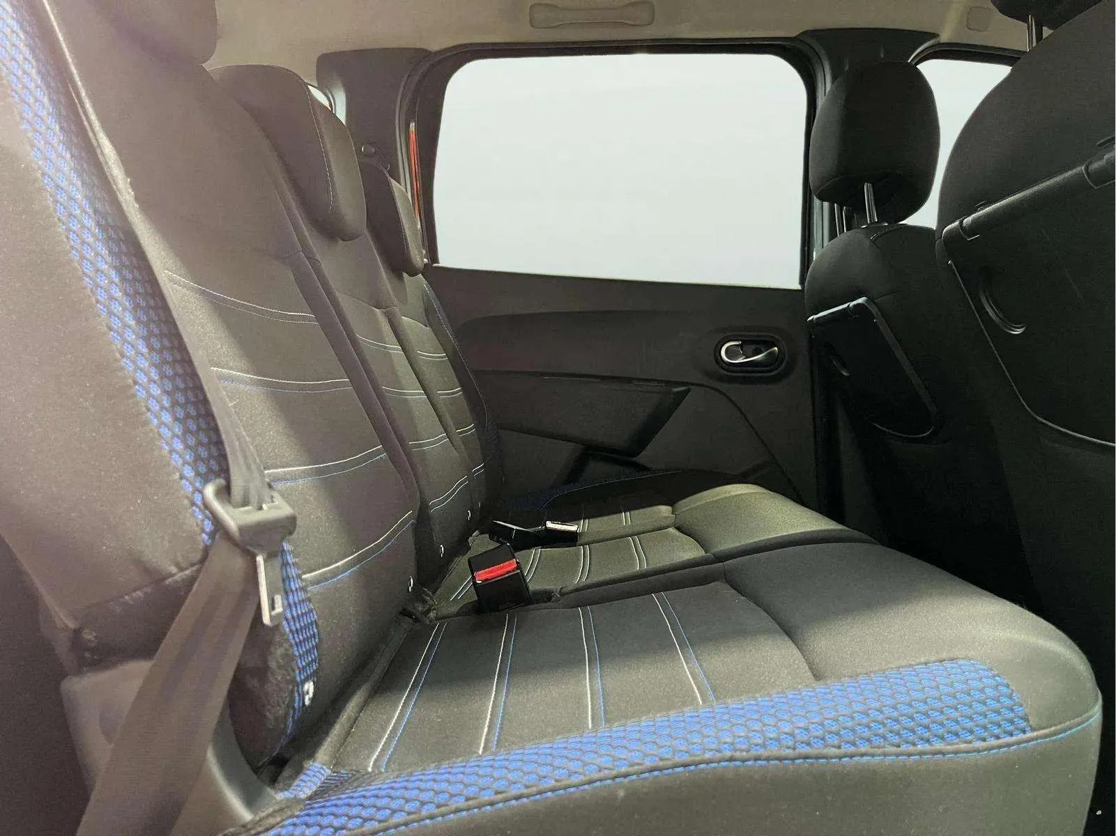 Dacia Lodgy SL Aniversario Blue dCi 7Pl - foto 22
