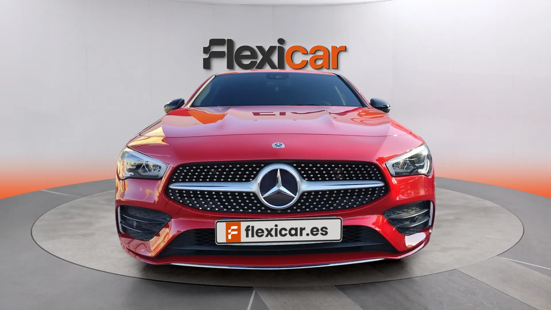 Mercedes-Benz CLA 180 - foto 2