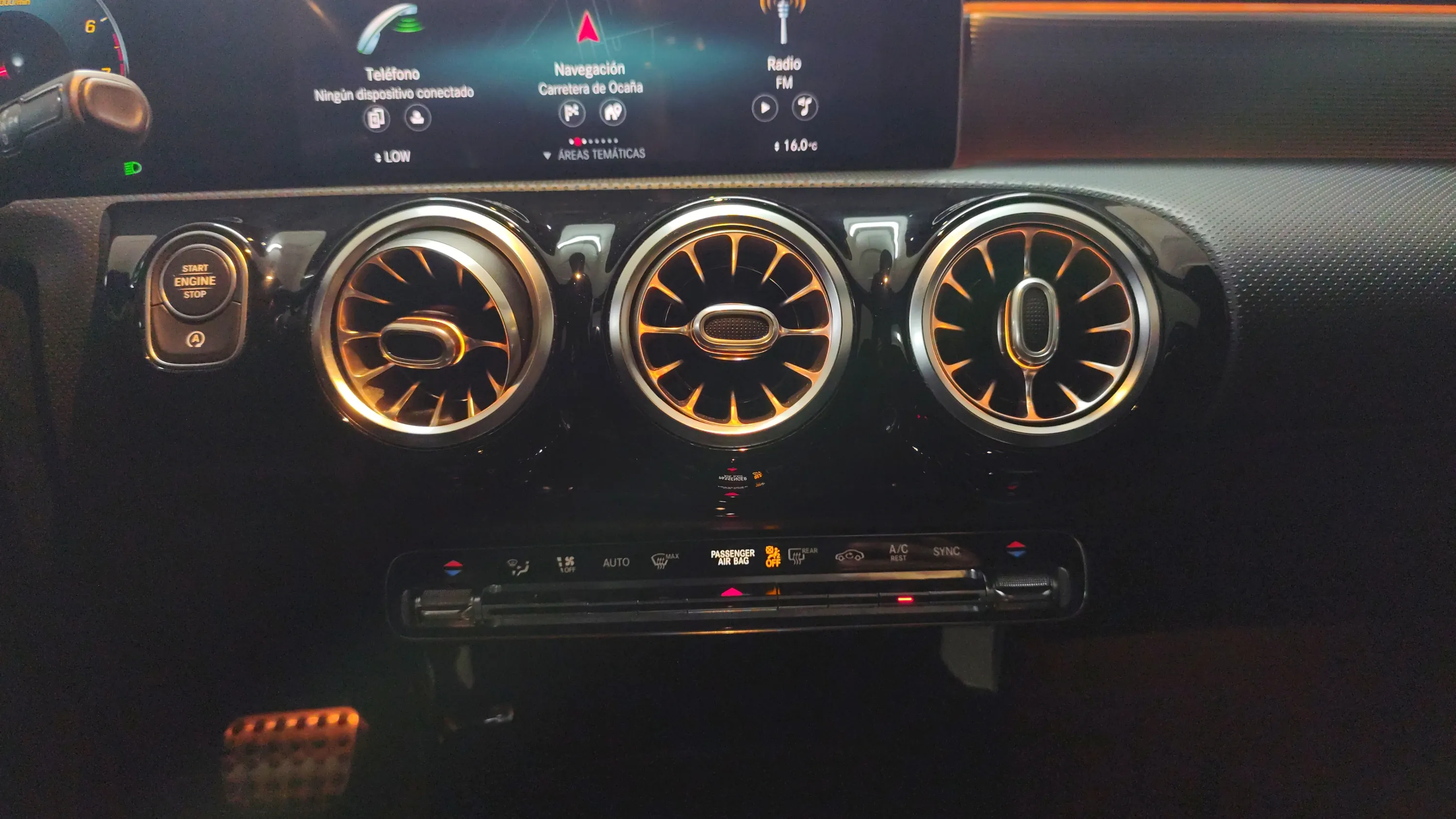 Mercedes-Benz CLA 180 - foto 15