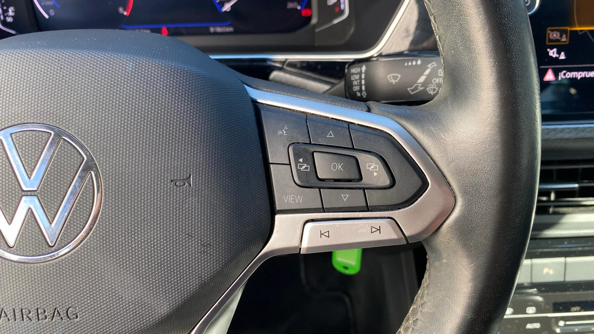 Volkswagen T-Cross Sport 1.0 TSI - foto 18