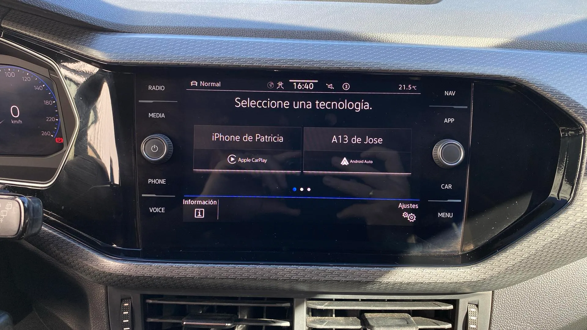 Volkswagen T-Cross Sport 1.0 TSI - foto 14