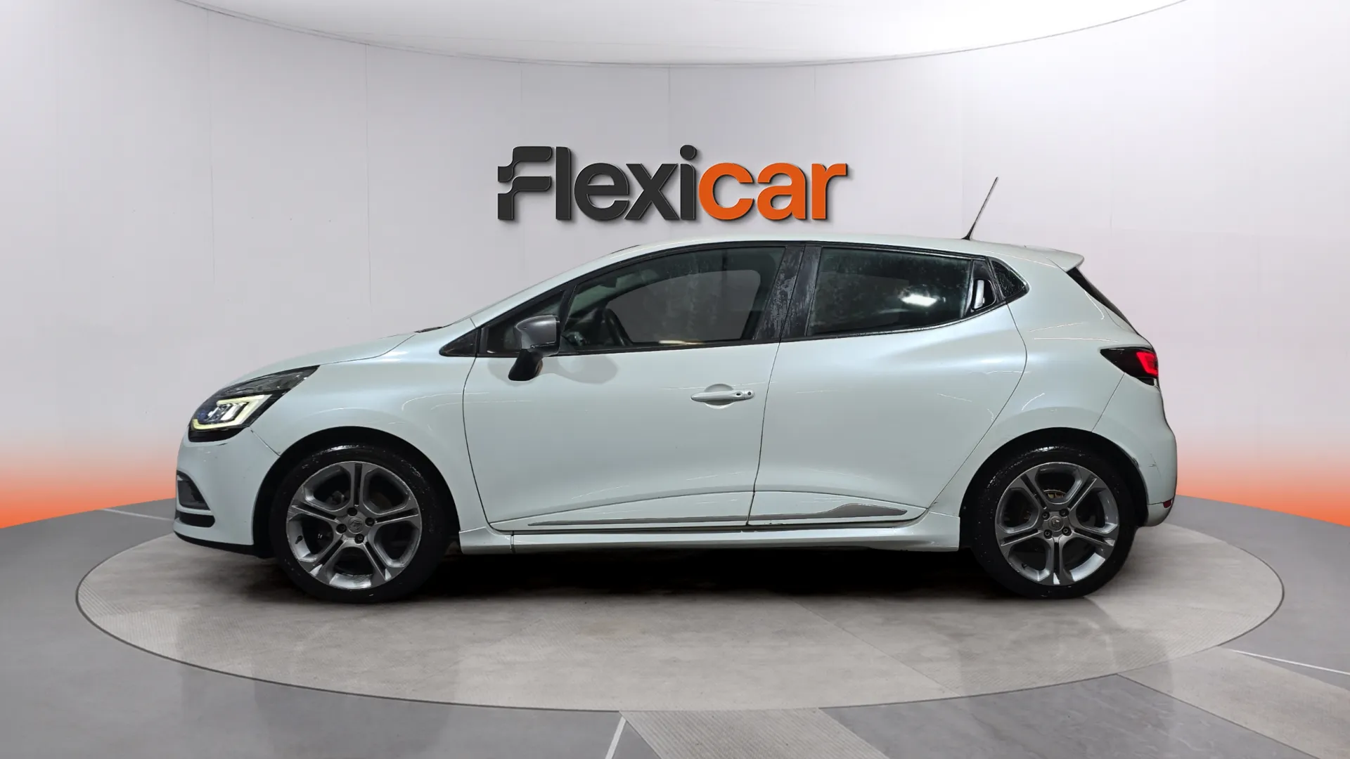 Renault Clio Intens TCe - foto 7
