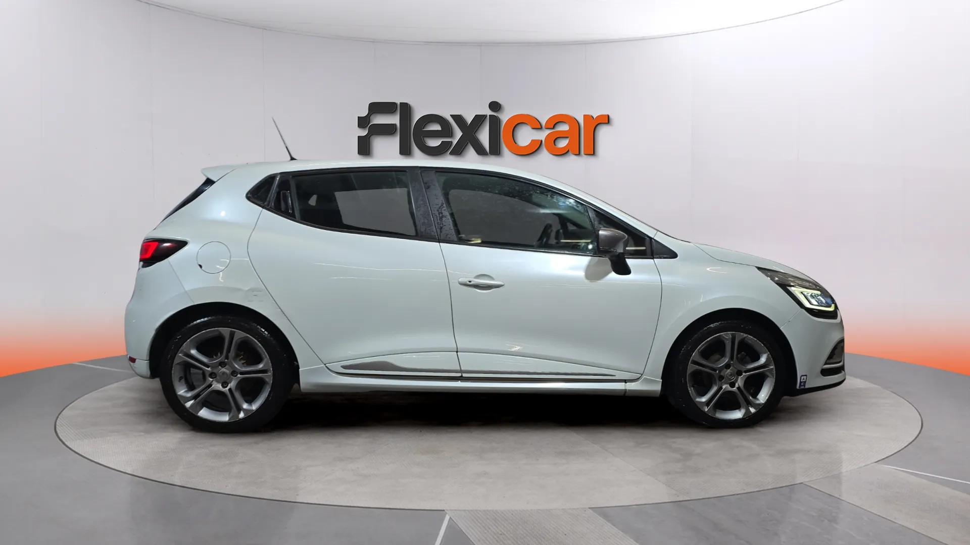 Renault Clio Intens TCe - foto 5