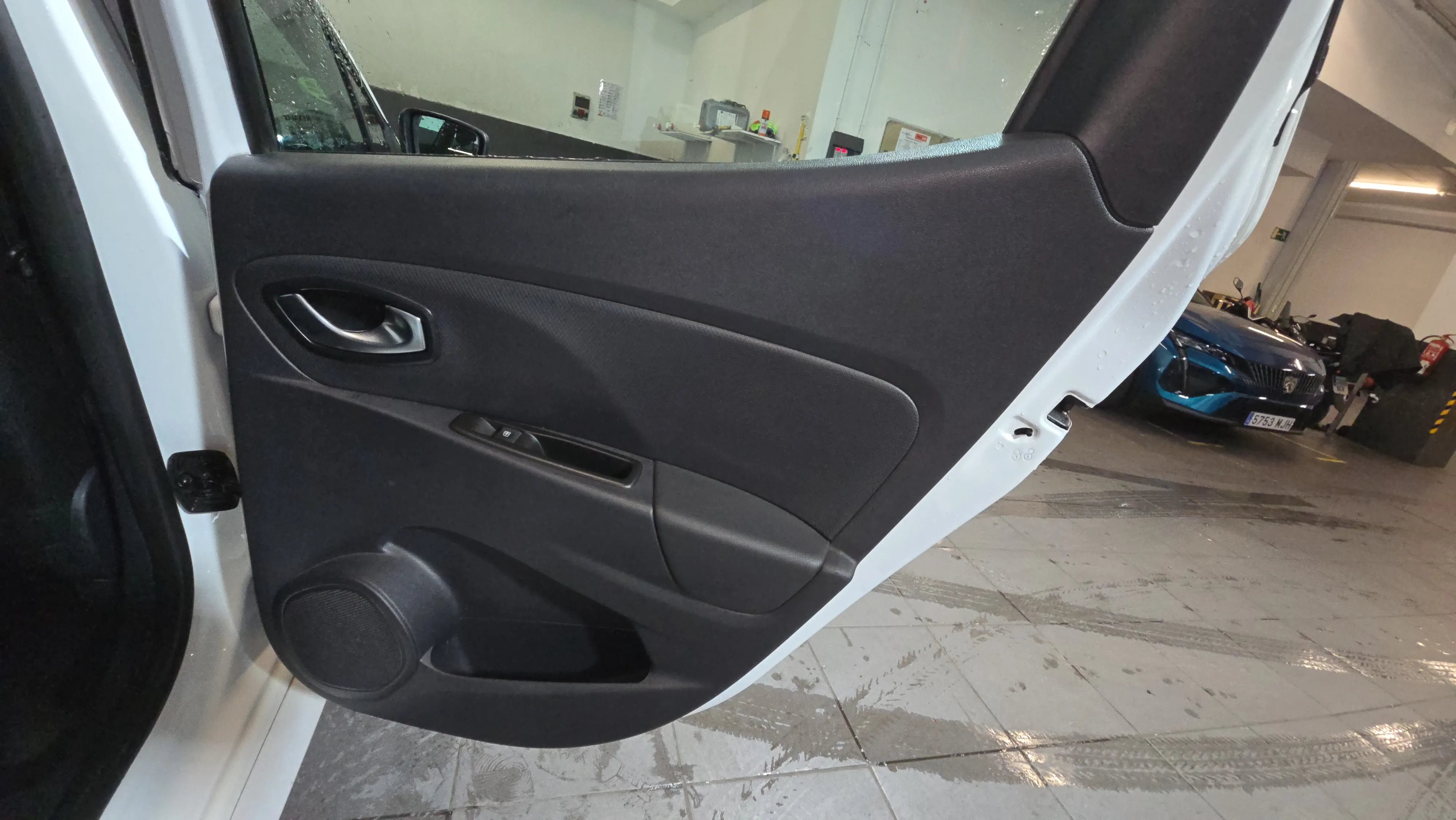 Renault Clio Intens TCe - foto 18