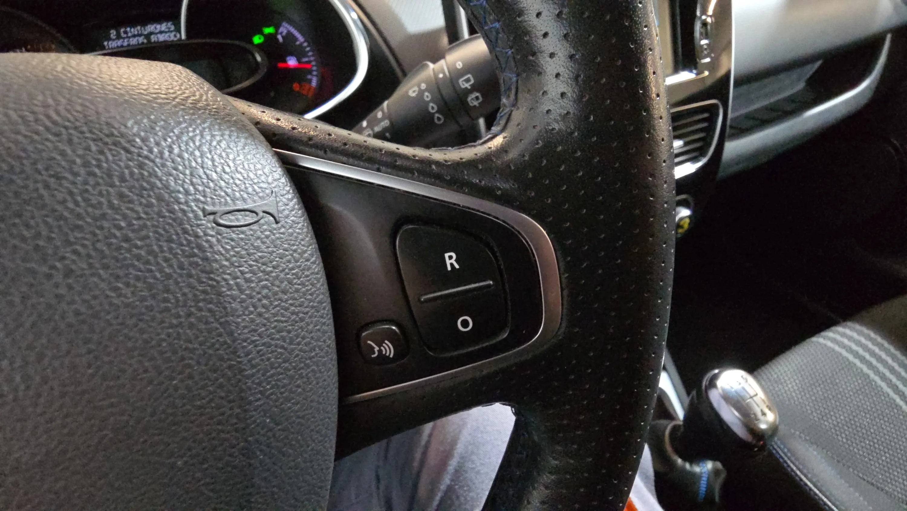 Renault Clio Intens TCe - foto 14