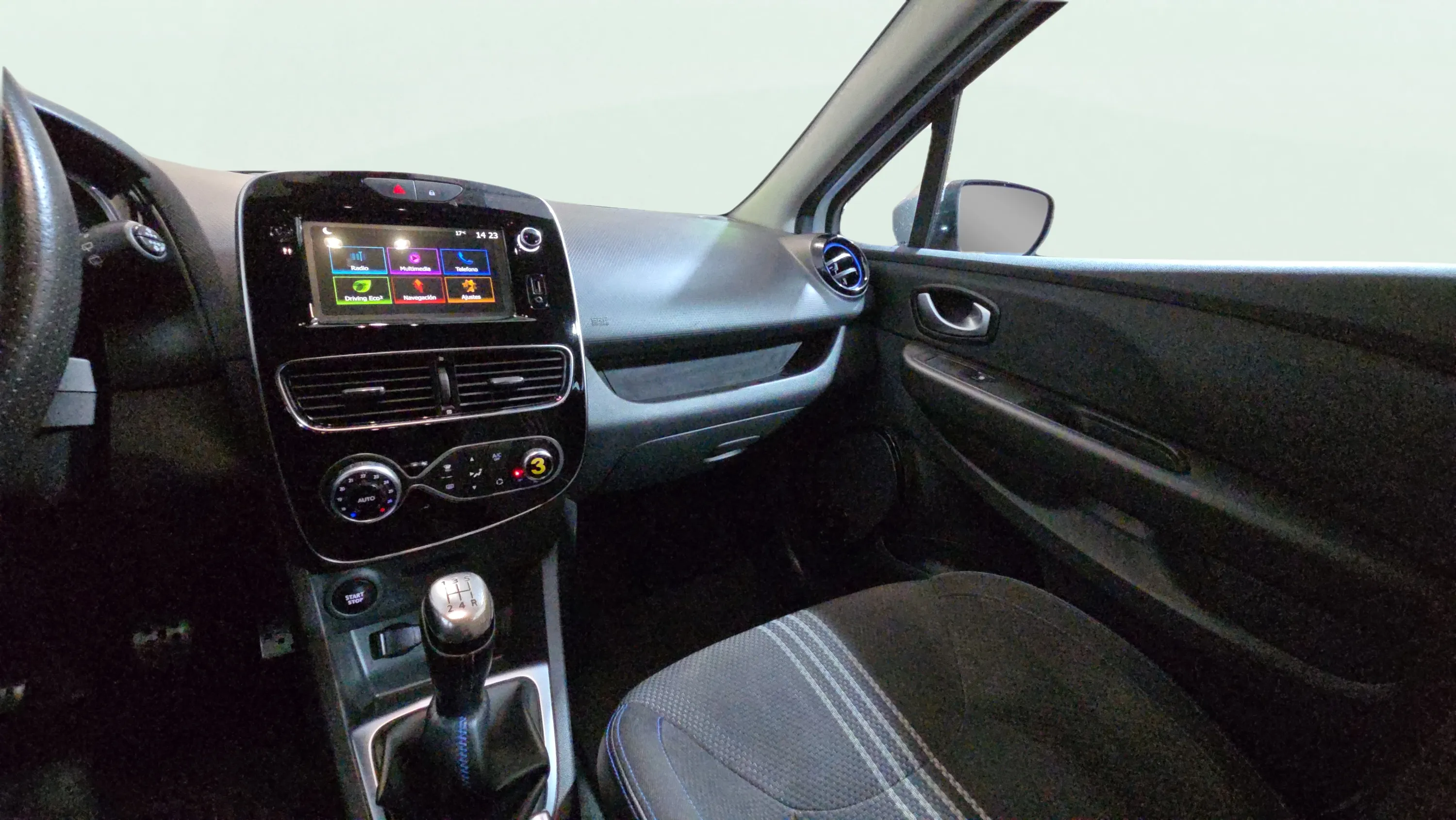 Renault Clio Intens TCe - foto 15