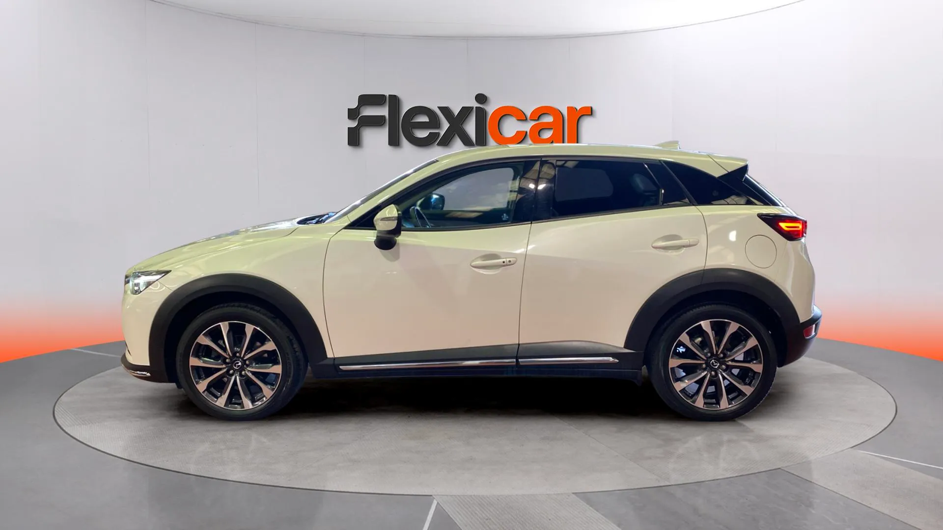 Mazda CX-3 2.0 G 2WD Evolution - foto 4
