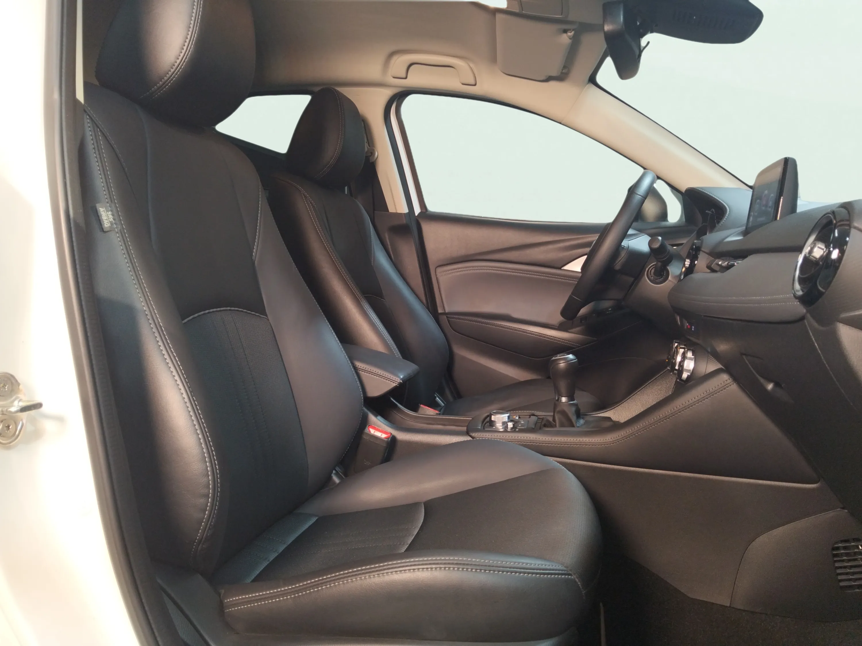 Mazda CX-3 2.0 G 2WD Zenith - foto 13