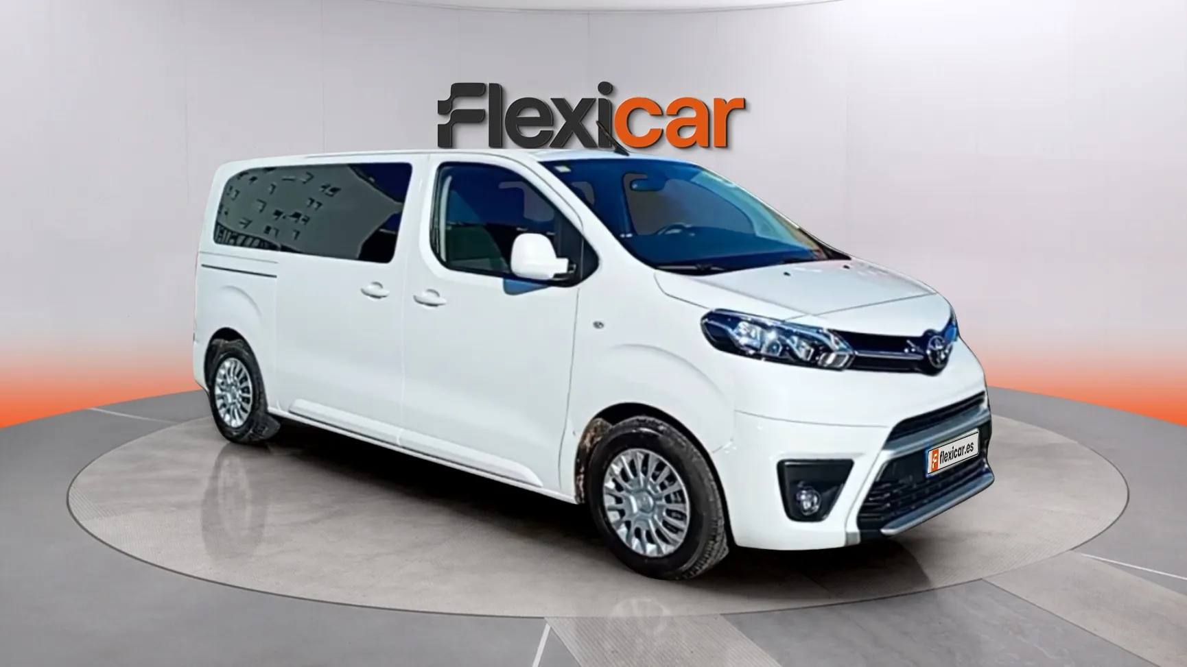 Toyota Proace Verso Shuttle L1 2.0D VX - foto 1
