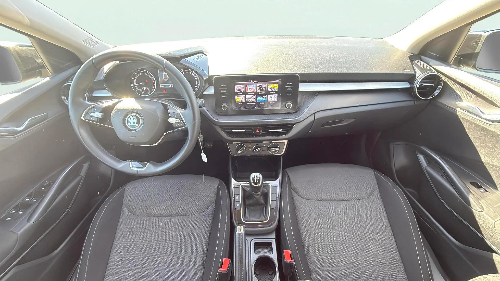 Škoda Fabia 1.0 MPI Active - foto 10