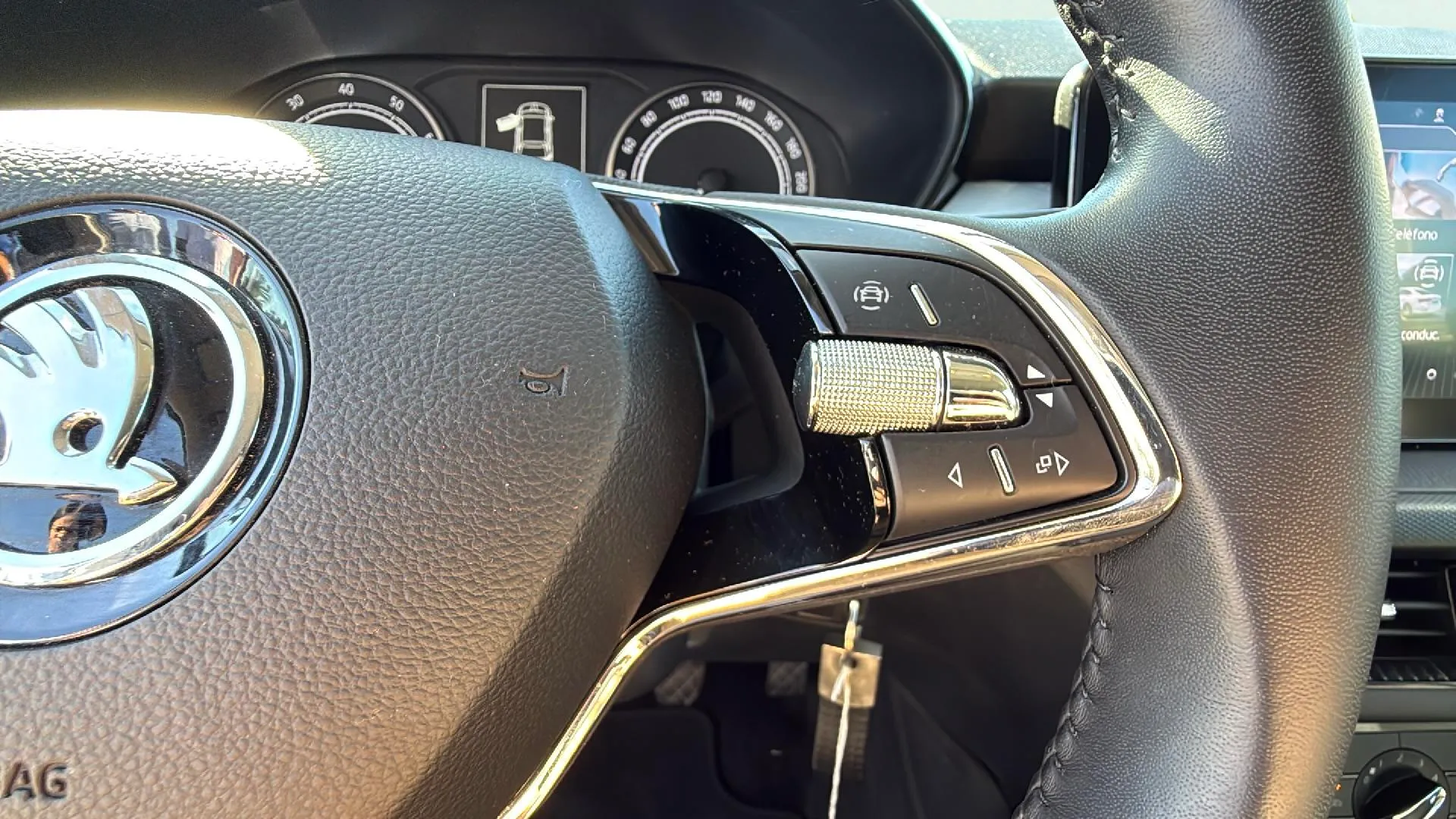 Škoda Fabia 1.0 MPI Active - foto 17
