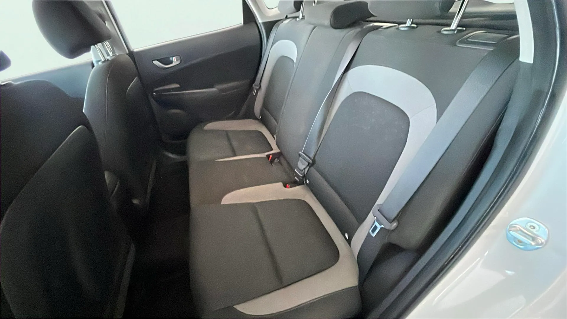 Hyundai Kona 1.0 T-GDi Klass 4x2 - foto 13