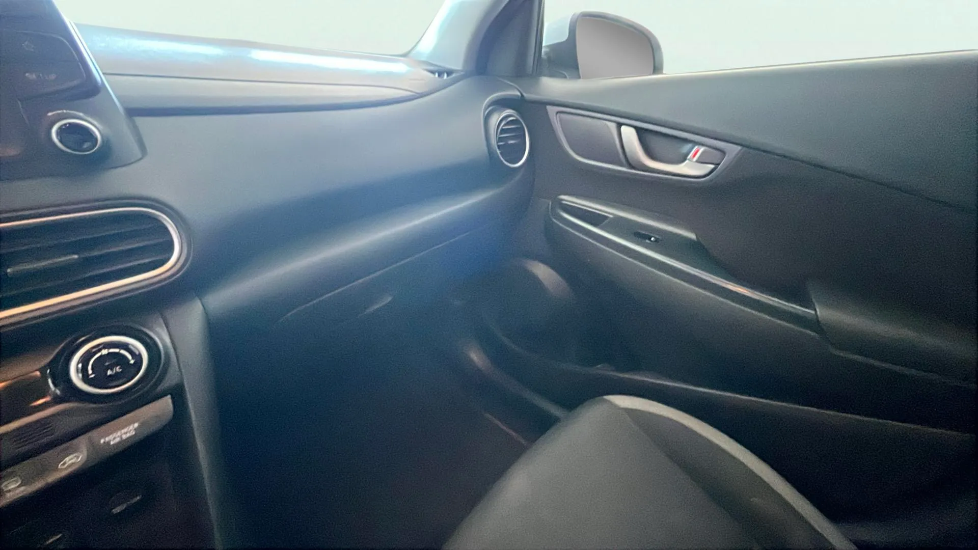 Hyundai Kona 1.0 T-GDi Klass 4x2 - foto 31