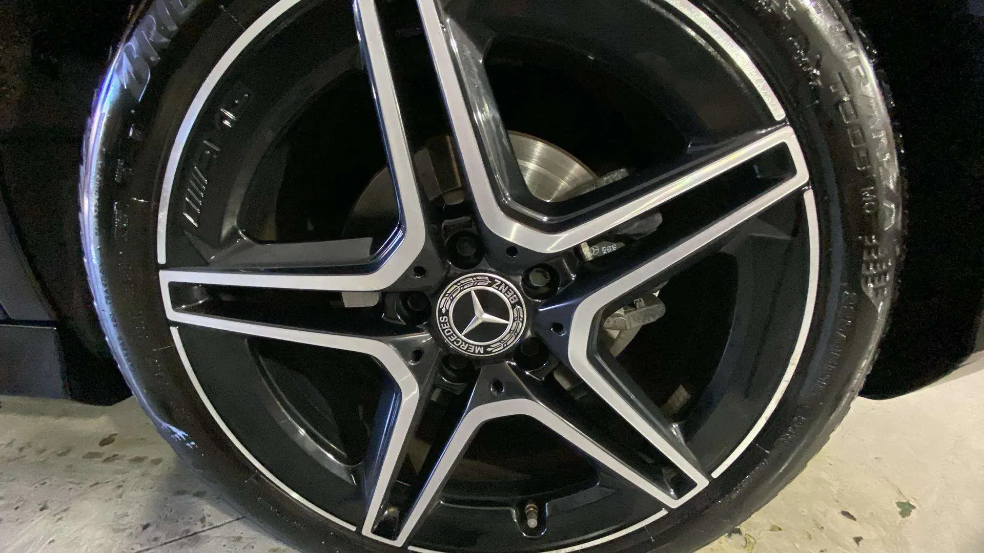Mercedes-Benz CLA 200 D DCT Shooting Brake - foto 23
