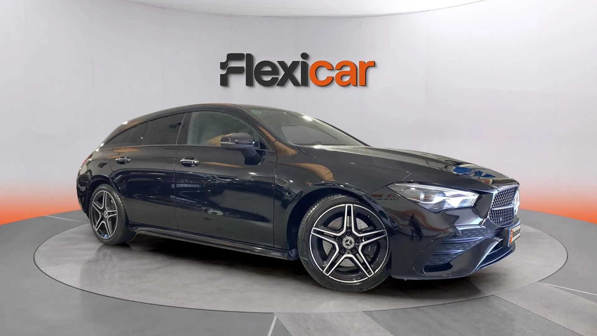 Mercedes-Benz CLA 200 D DCT Shooting Brake - foto 1