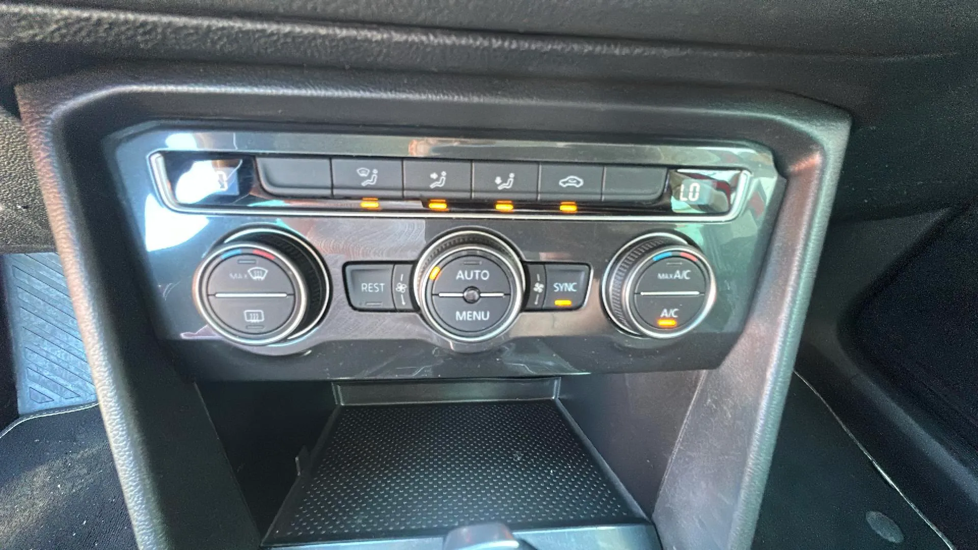 Volkswagen Tiguan Advance 2.0 TDI DSG - foto 20