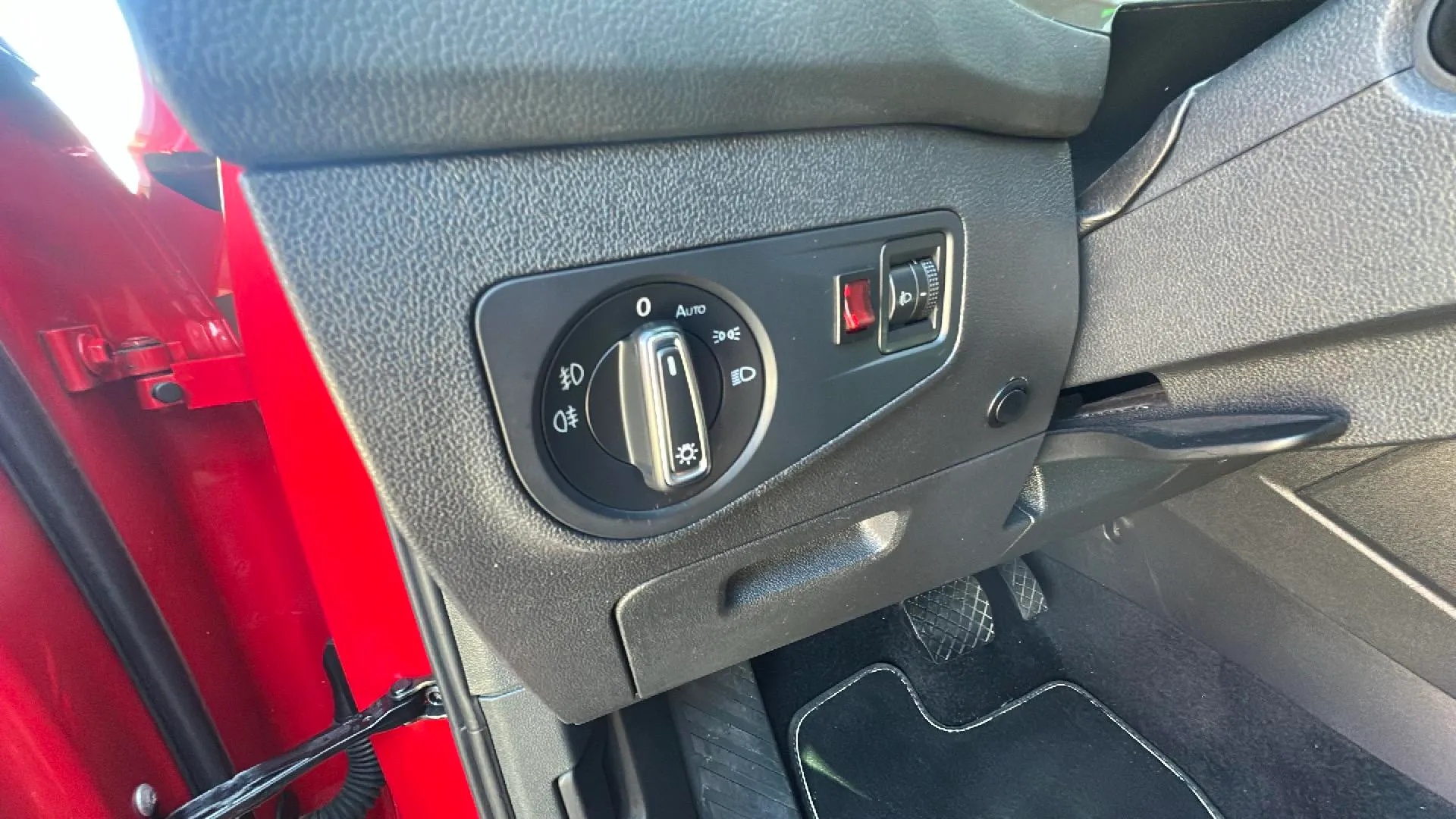 Volkswagen Tiguan Advance 2.0 TDI DSG - foto 23