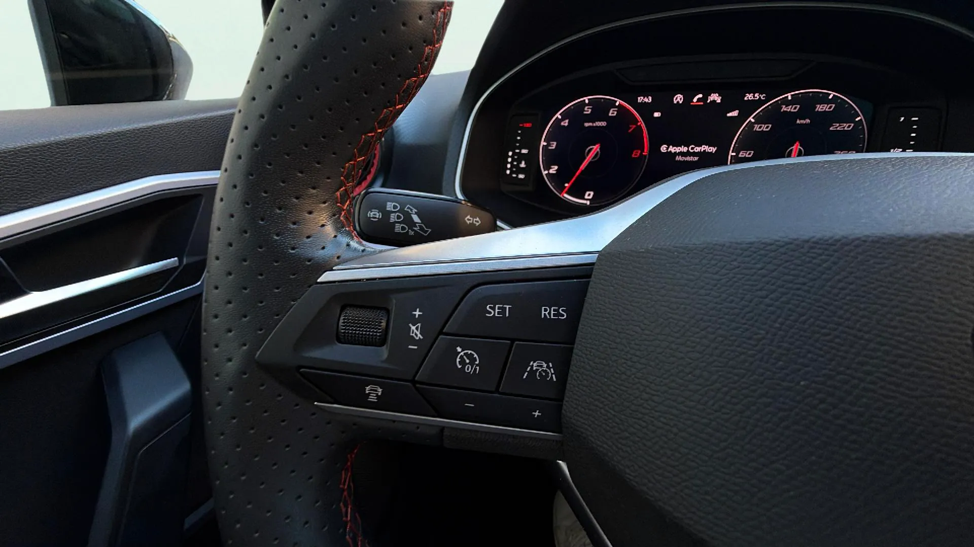 SEAT Ibiza 1.0 TSI FR Salta - foto 17