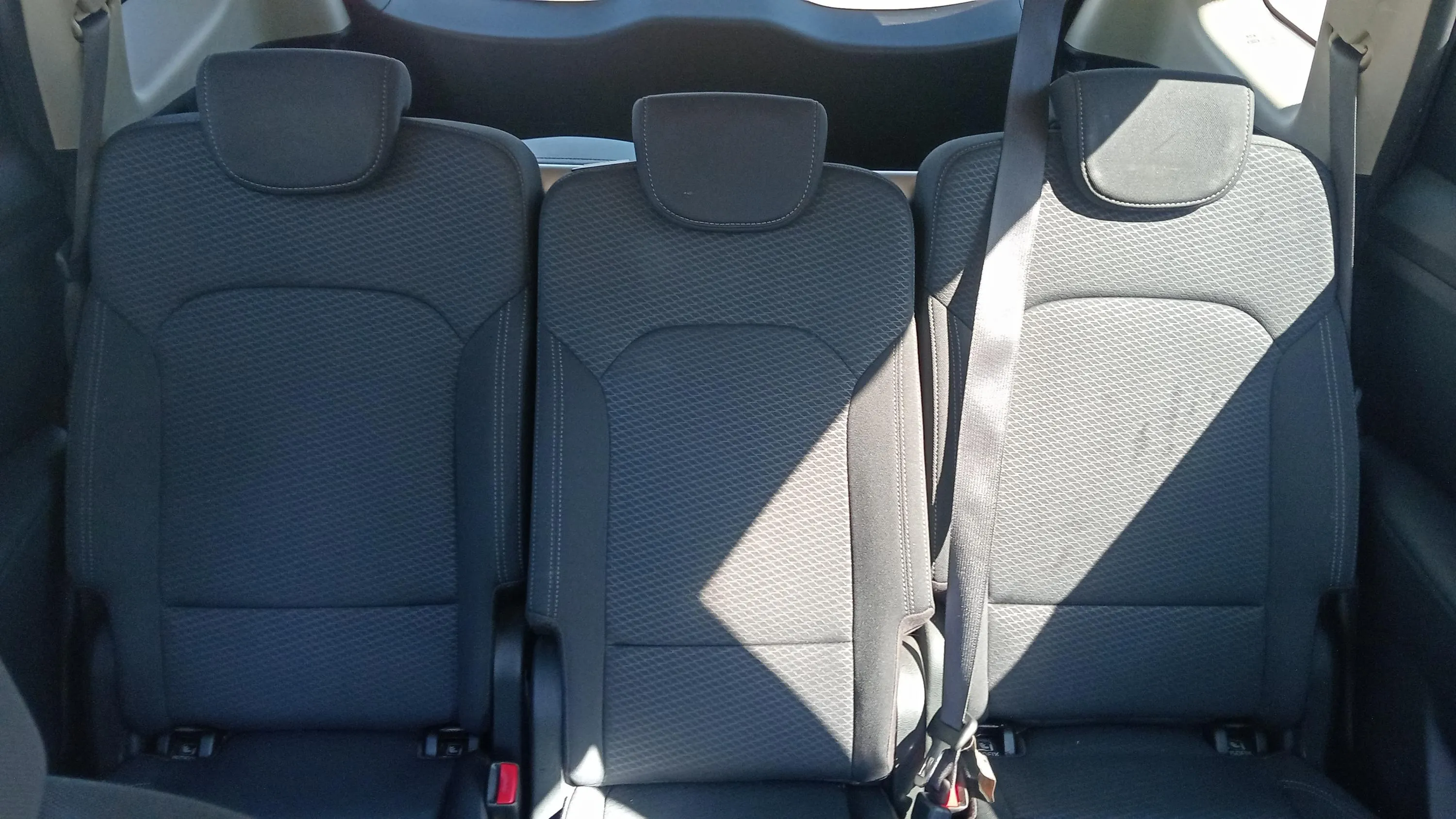 Kia Carens 1.6 GDi Basic - foto 18