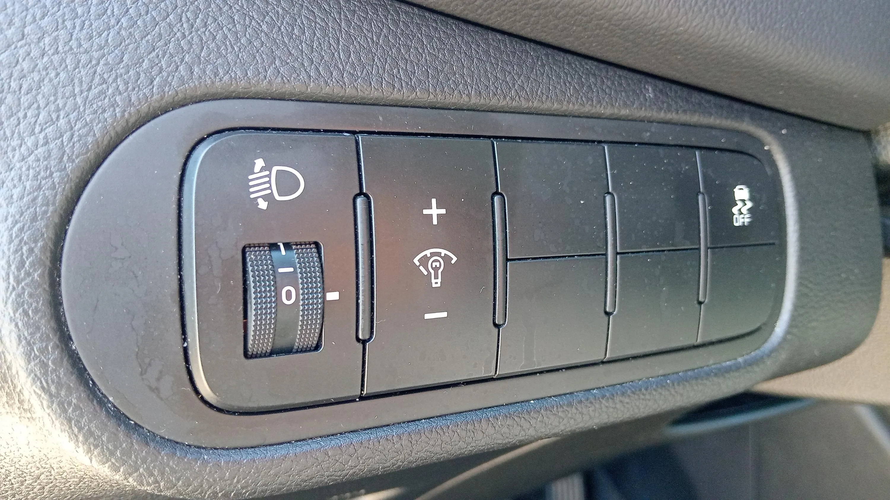 Kia Carens 1.6 GDi Basic - foto 20