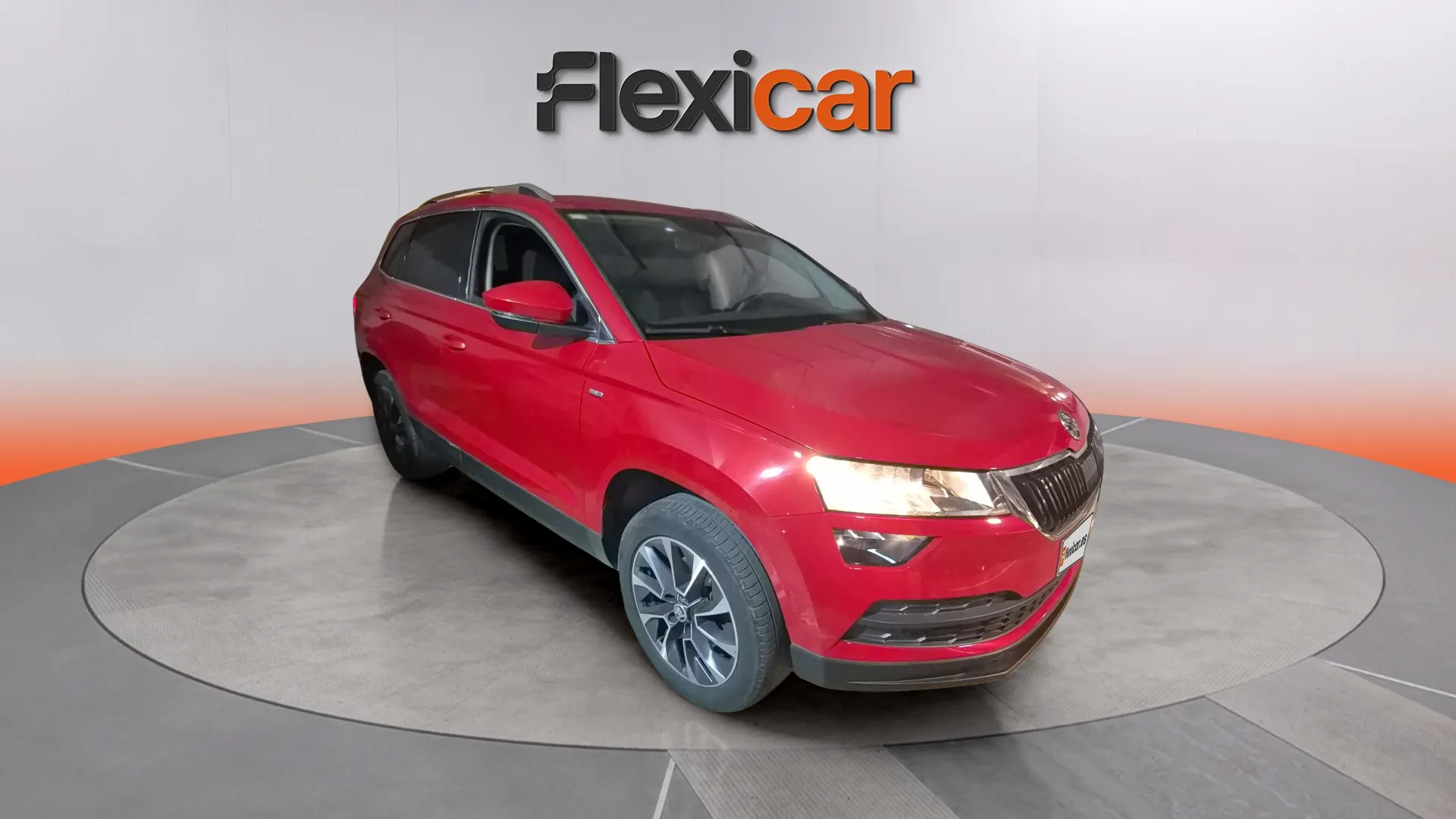 Škoda Karoq 1.0 TSI Active - foto 1