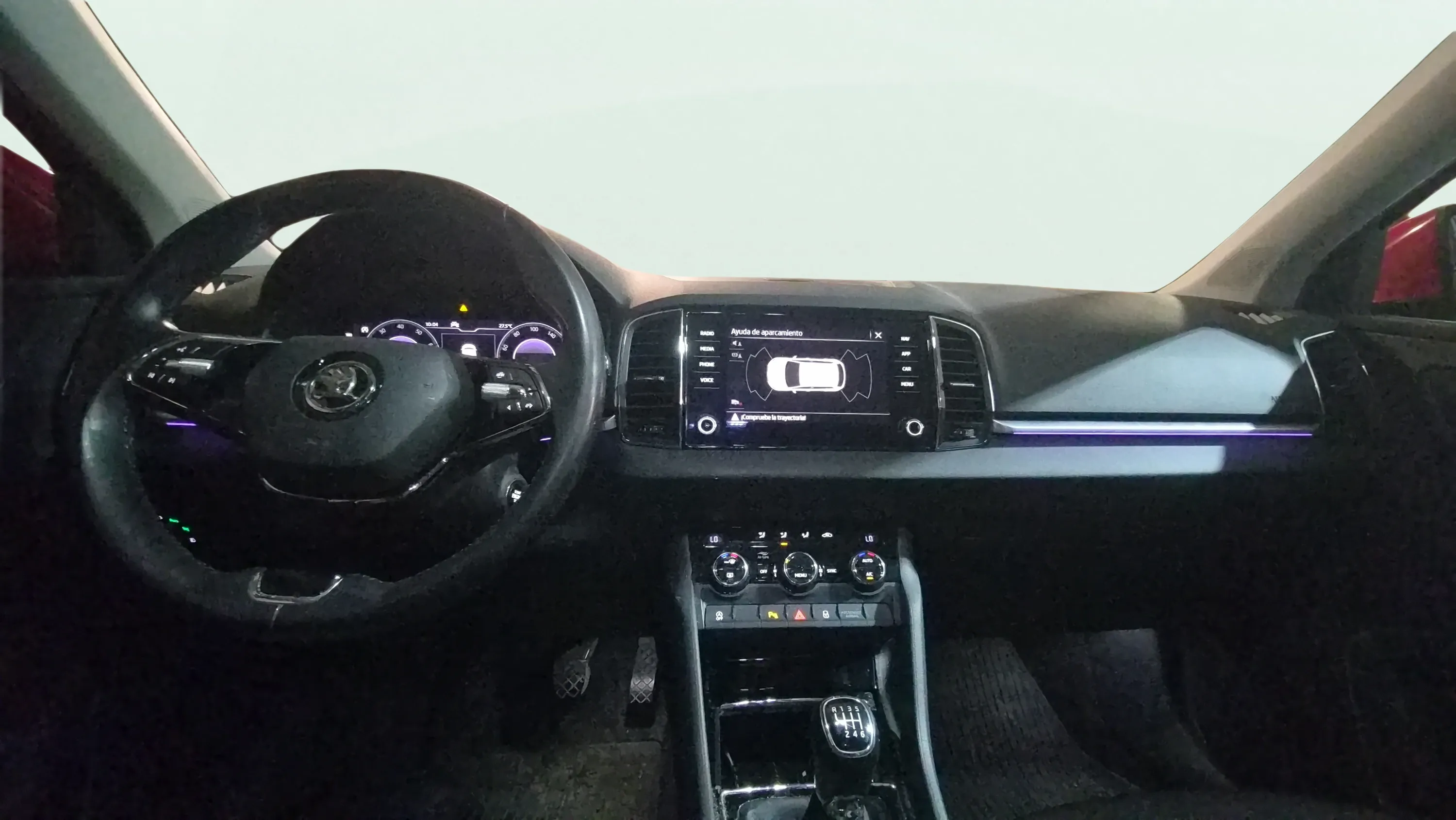 Škoda Karoq 1.0 TSI Active - foto 8