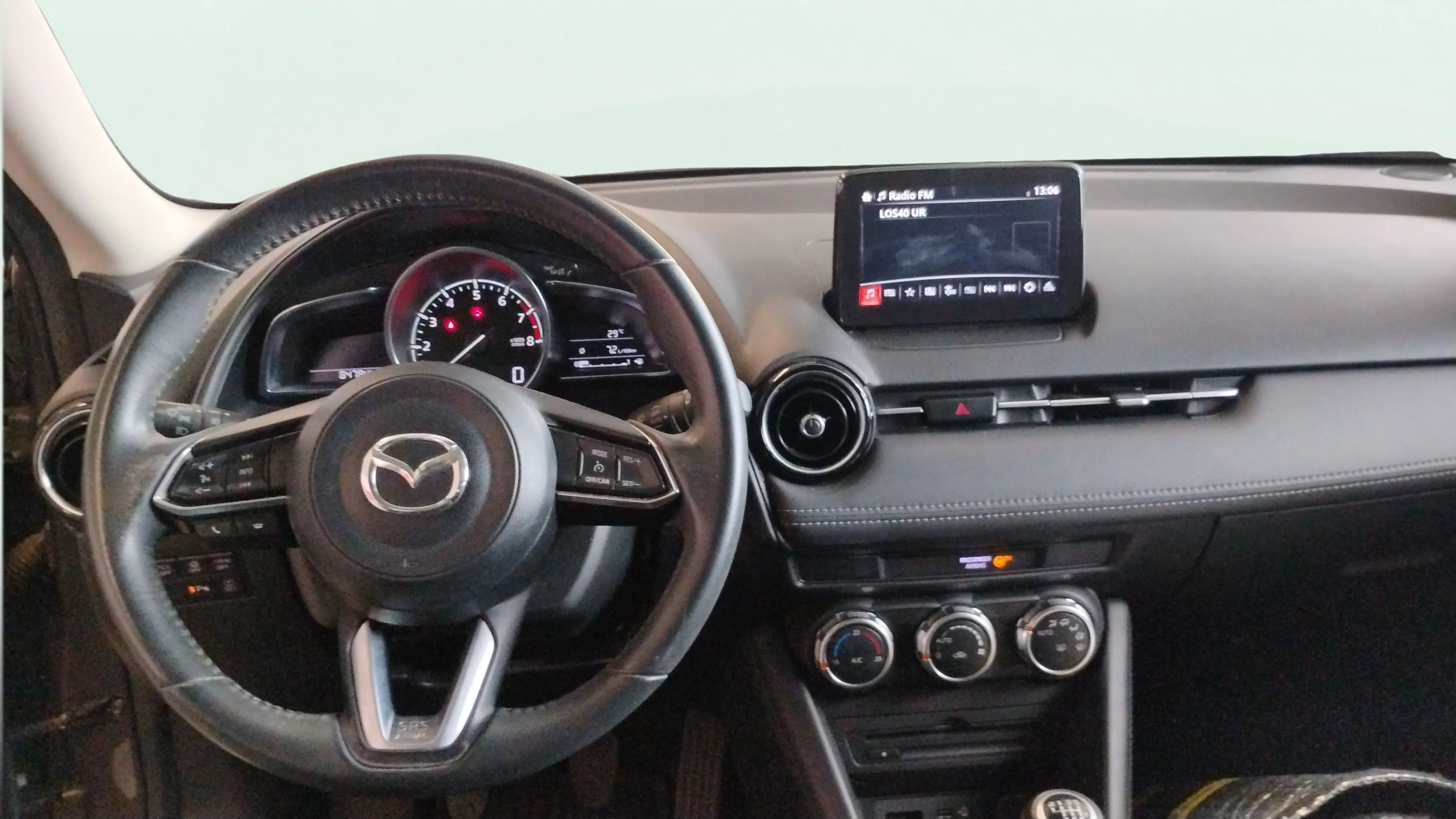 Mazda Mazda3 1.5 Skyactiv-G Evolution - foto 6