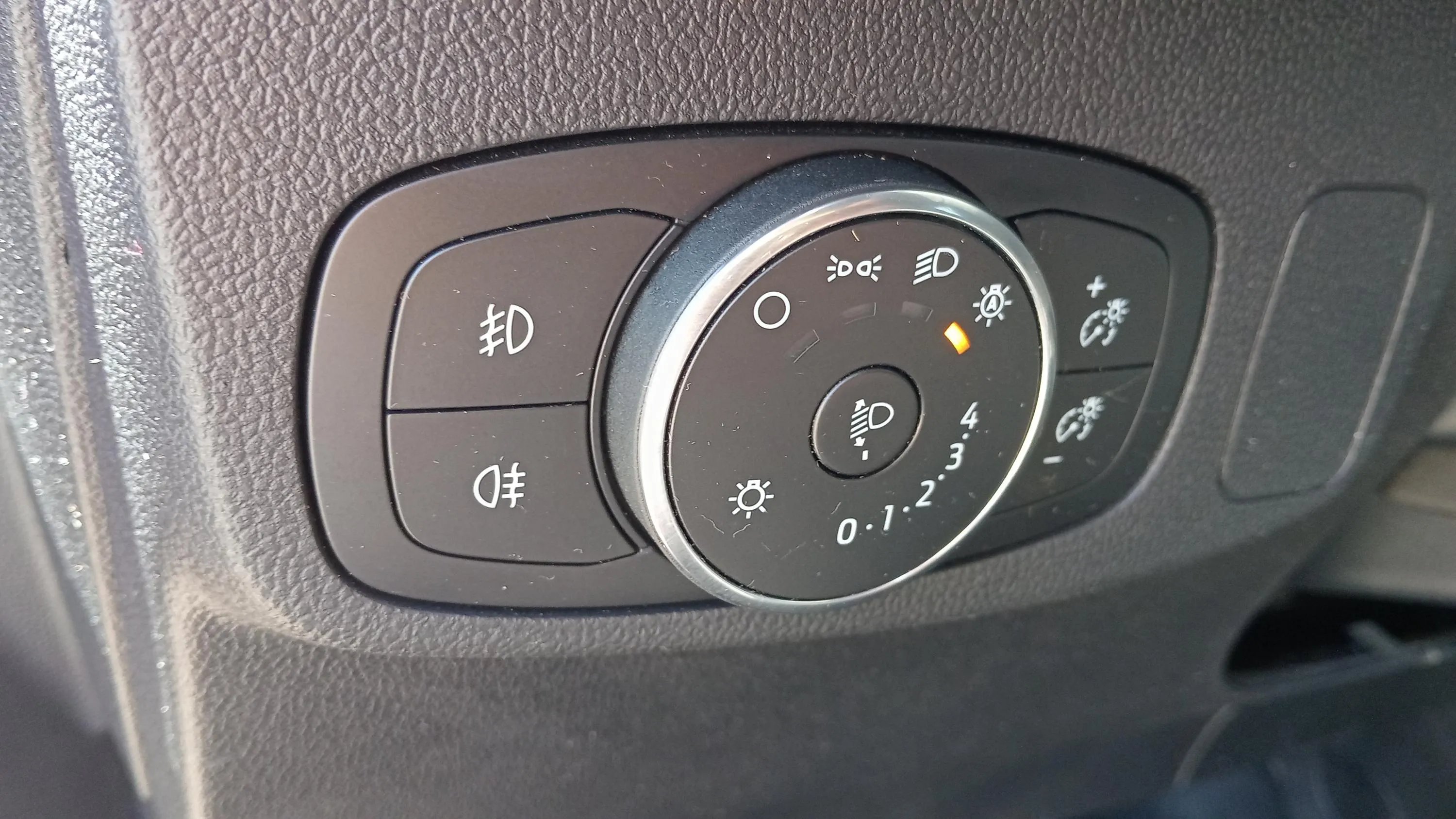 Ford Focus 1.0 EcoBoost MHEV ST-Line Design SIP - foto 20