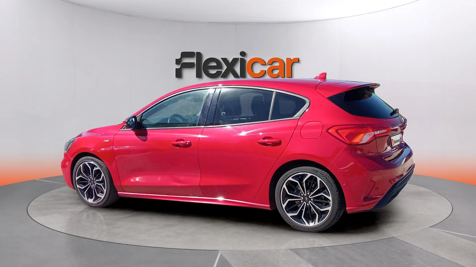 Ford Focus 1.0 EcoBoost MHEV ST-Line Design SIP - foto 7