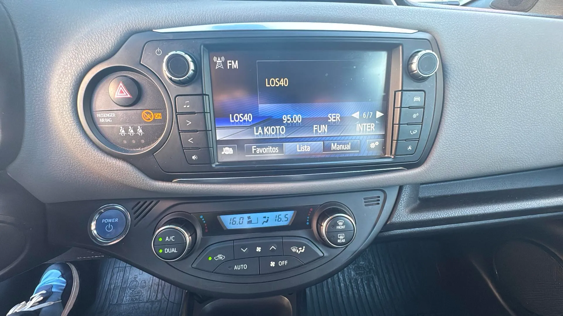 Toyota Yaris 1.5 Hybrid Feel - foto 18