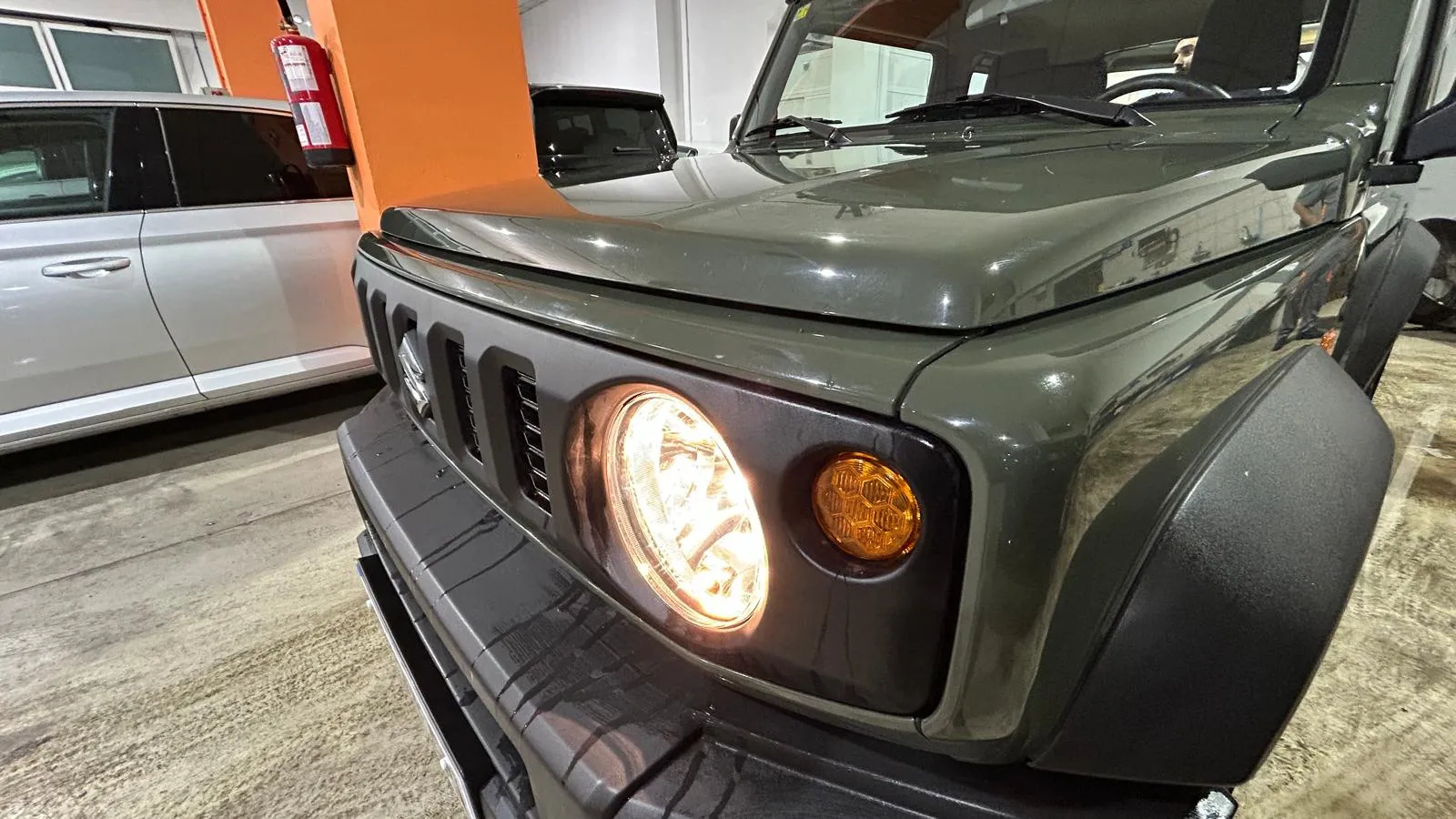 Suzuki Jimny 1.5 JLX - foto 18