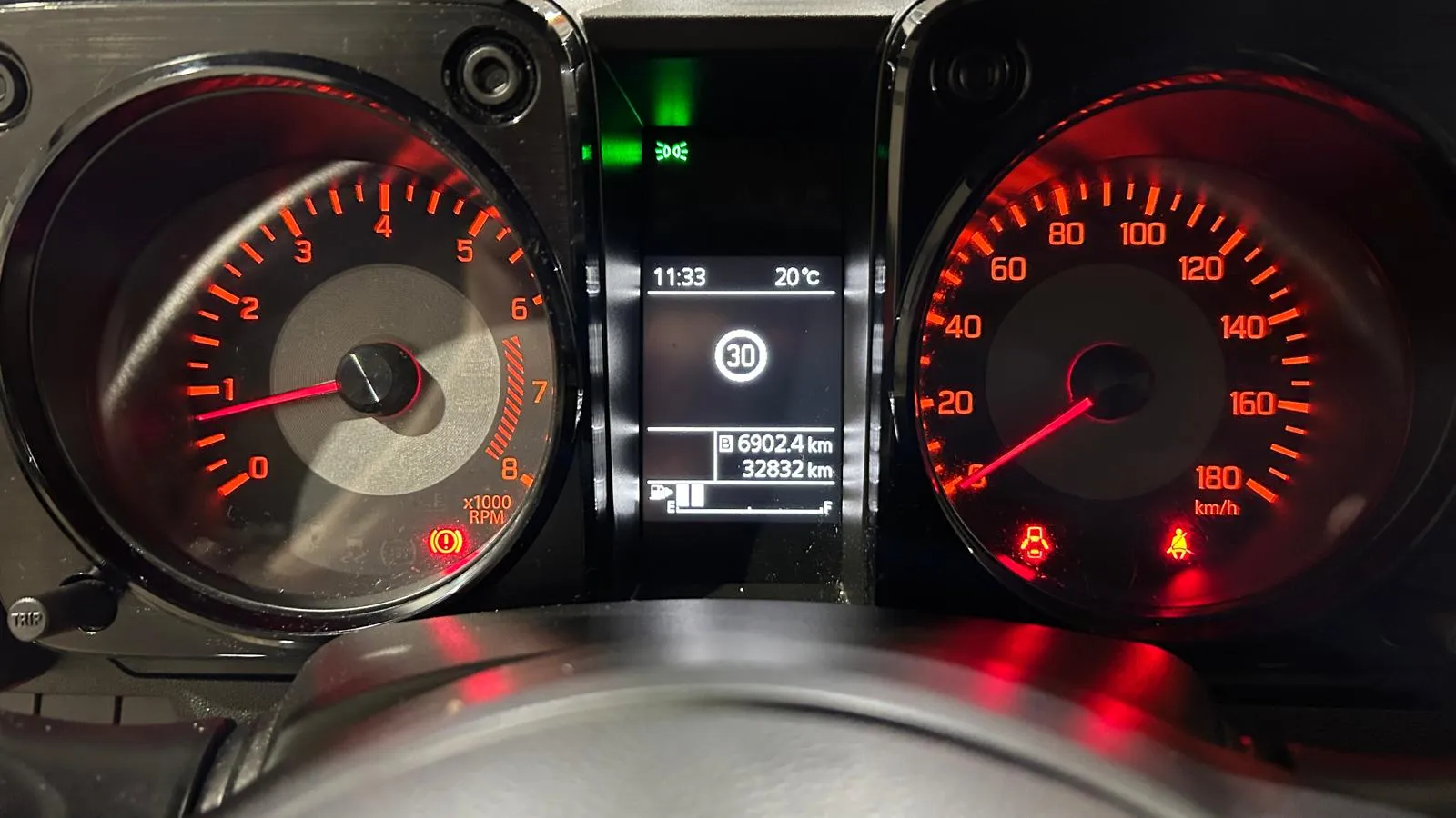 Suzuki Jimny 1.5 JLX - foto 8