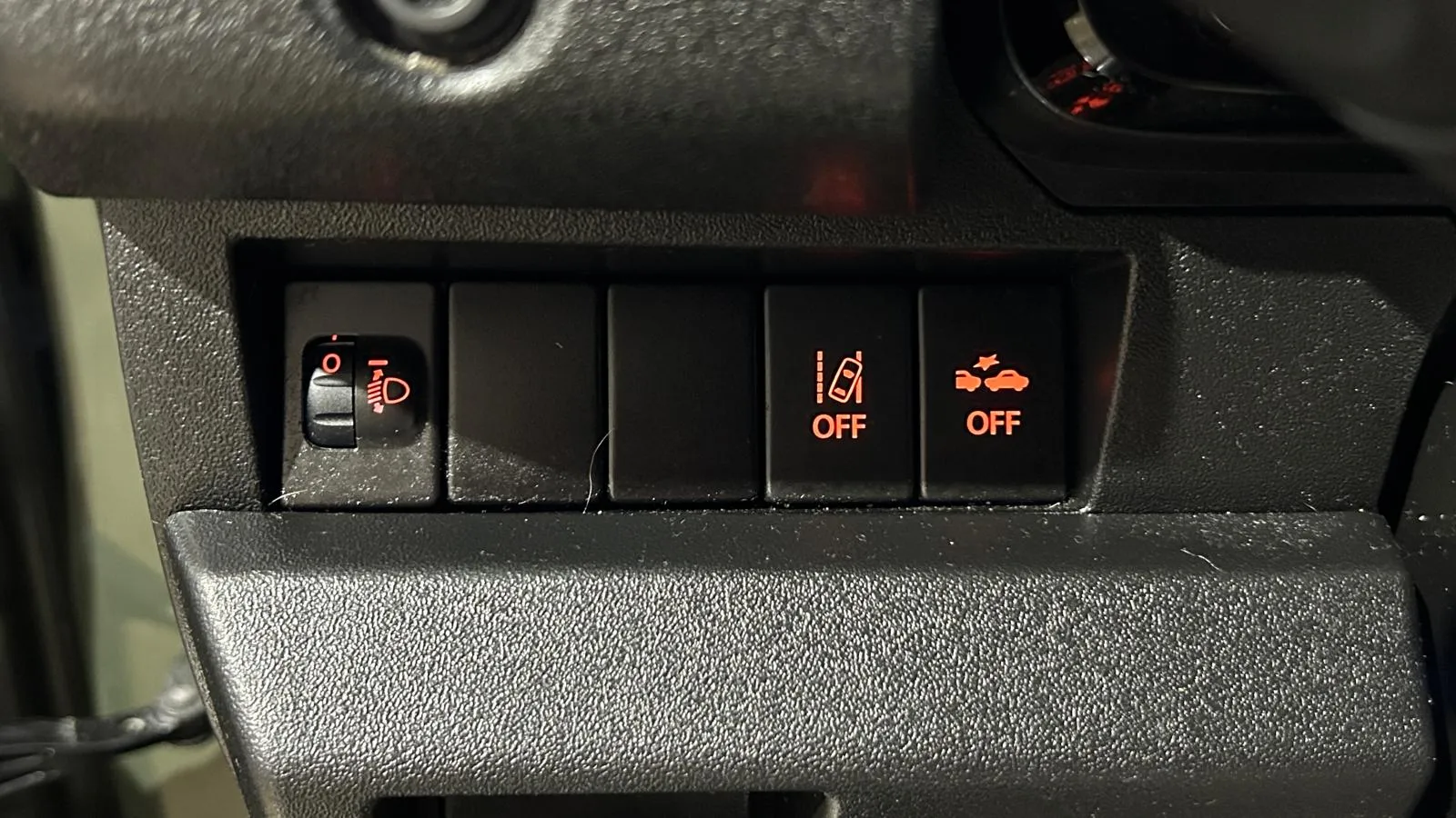 Suzuki Jimny 1.5 JLX - foto 14