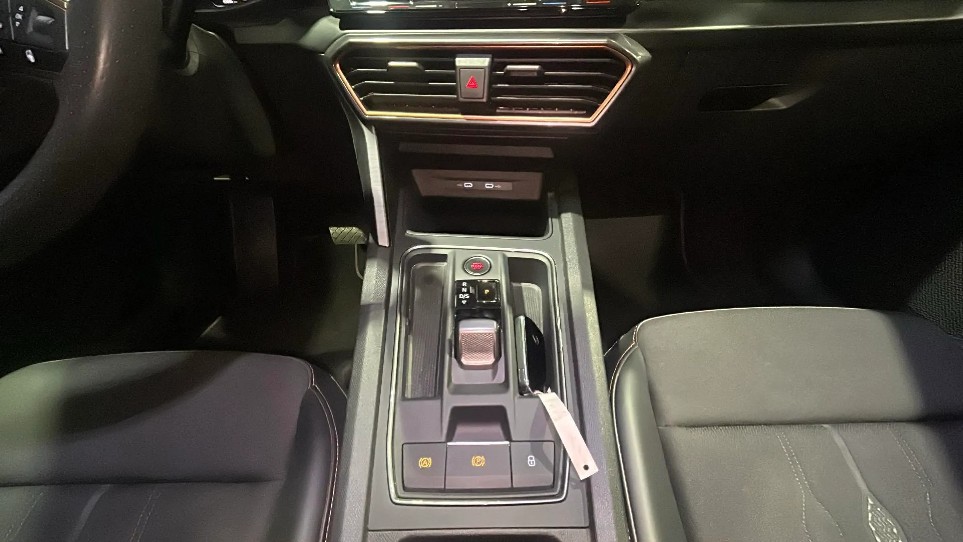 Cupra Formentor 1.5 TSI DSG - foto 17