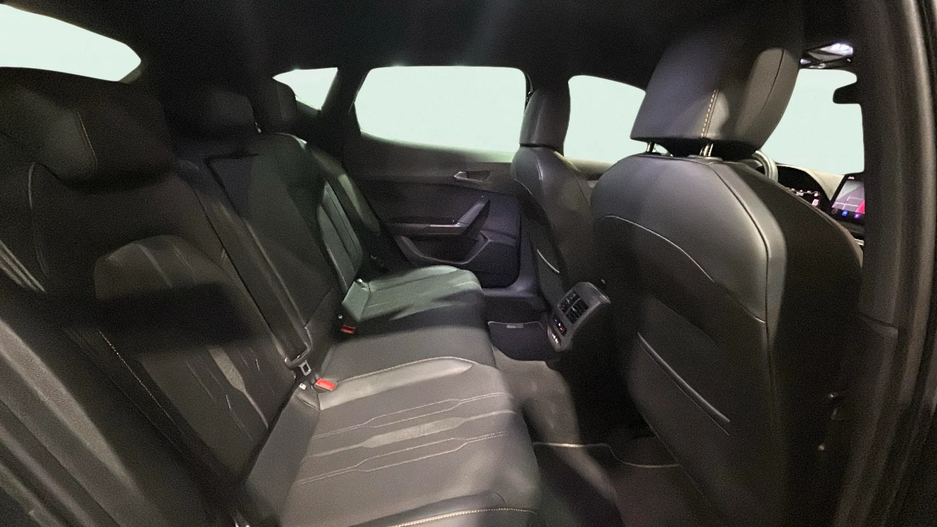 Cupra Formentor 1.5 TSI DSG - foto 19