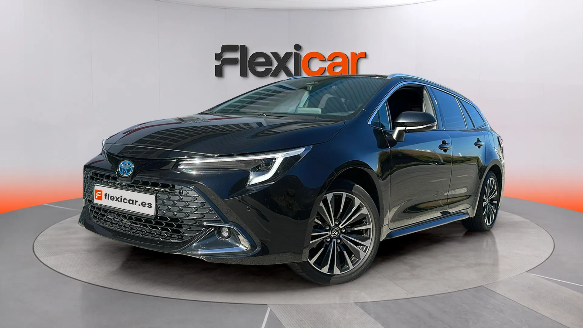 Toyota Corolla 140H Style Touring Sport - foto 3
