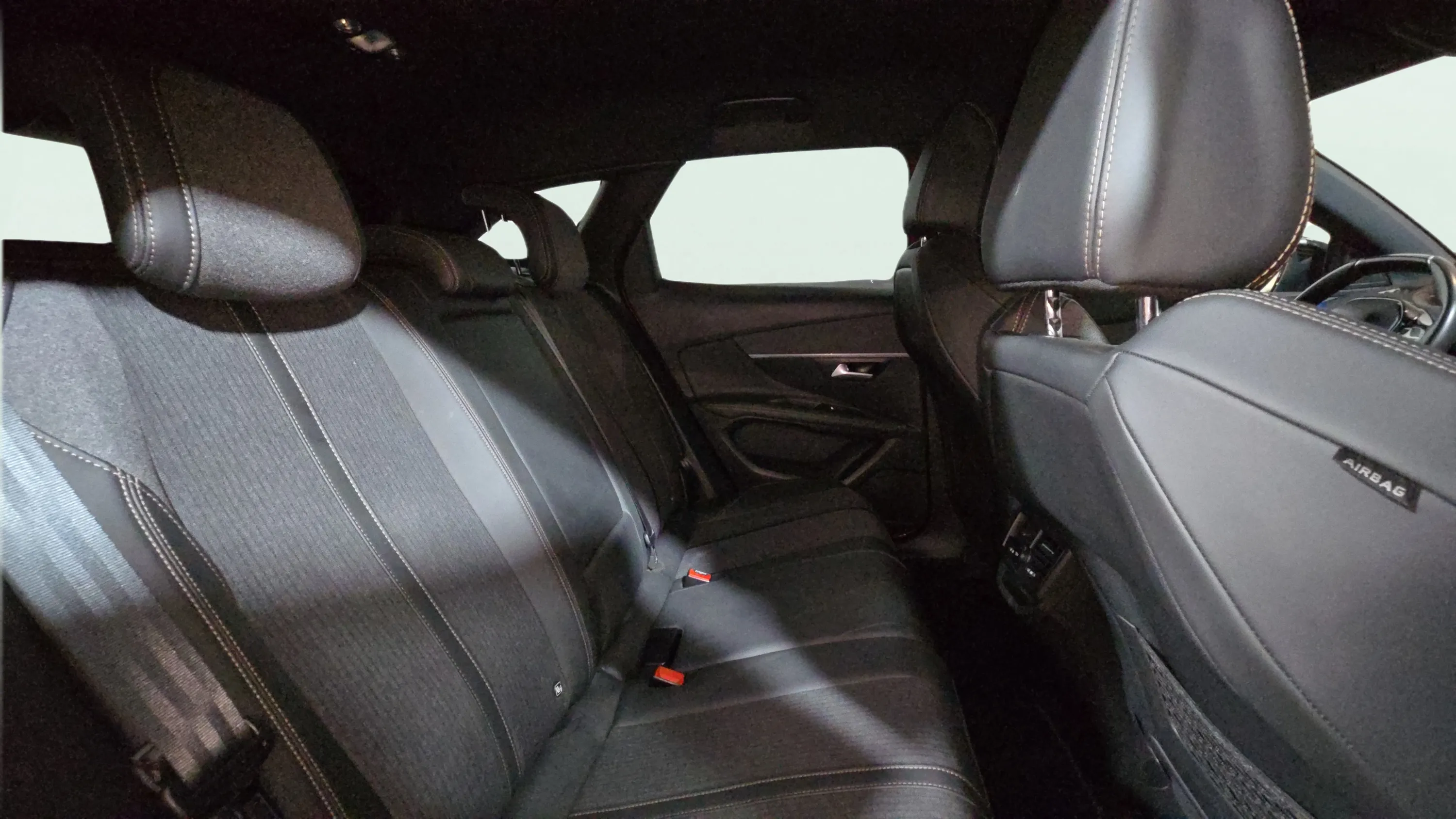 Peugeot 3008 1.2 PureTech GT Line EAT8 - foto 20