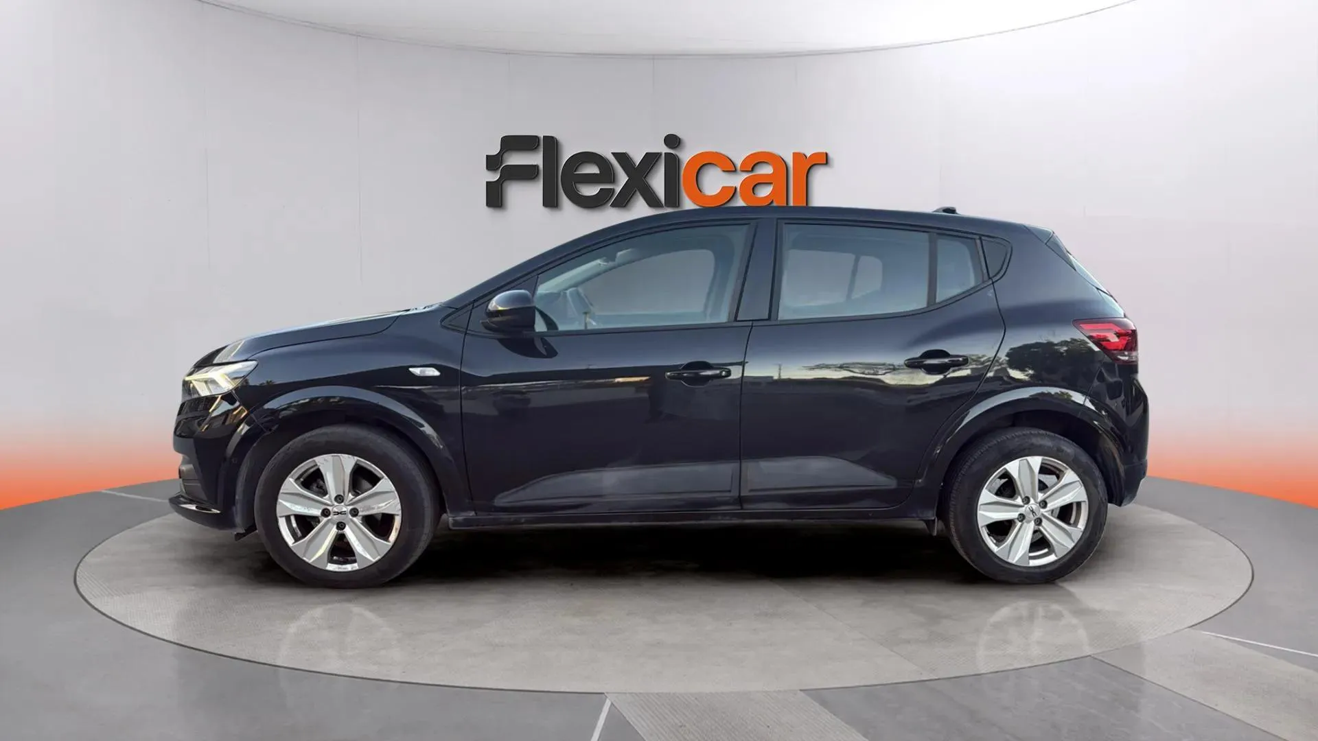 Dacia Sandero Essential TCe - foto 4